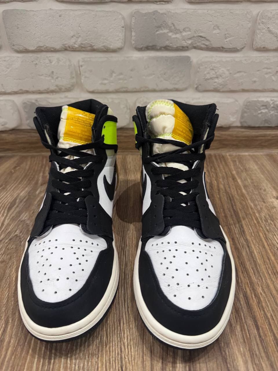 Nike Nike Air Jordan 1 Retro High OG Size 41 US 8 Size US 8 / EU 41 - 8 Thumbnail