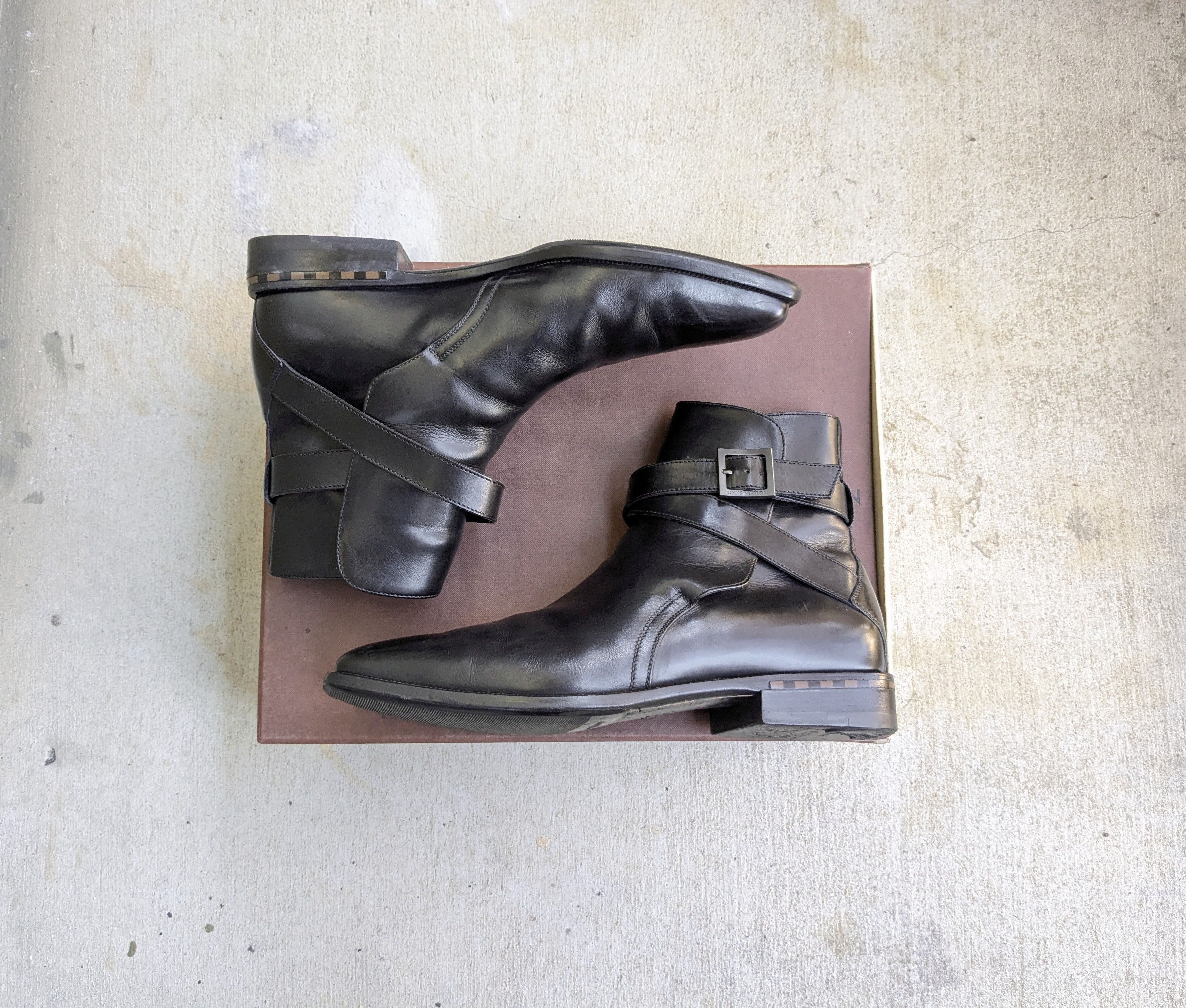 Louis Vuitton Louis Vuitton Jodhpur Boots Black Leather 9 Buckle Size US 9 / EU 42 - 1 Thumbnail