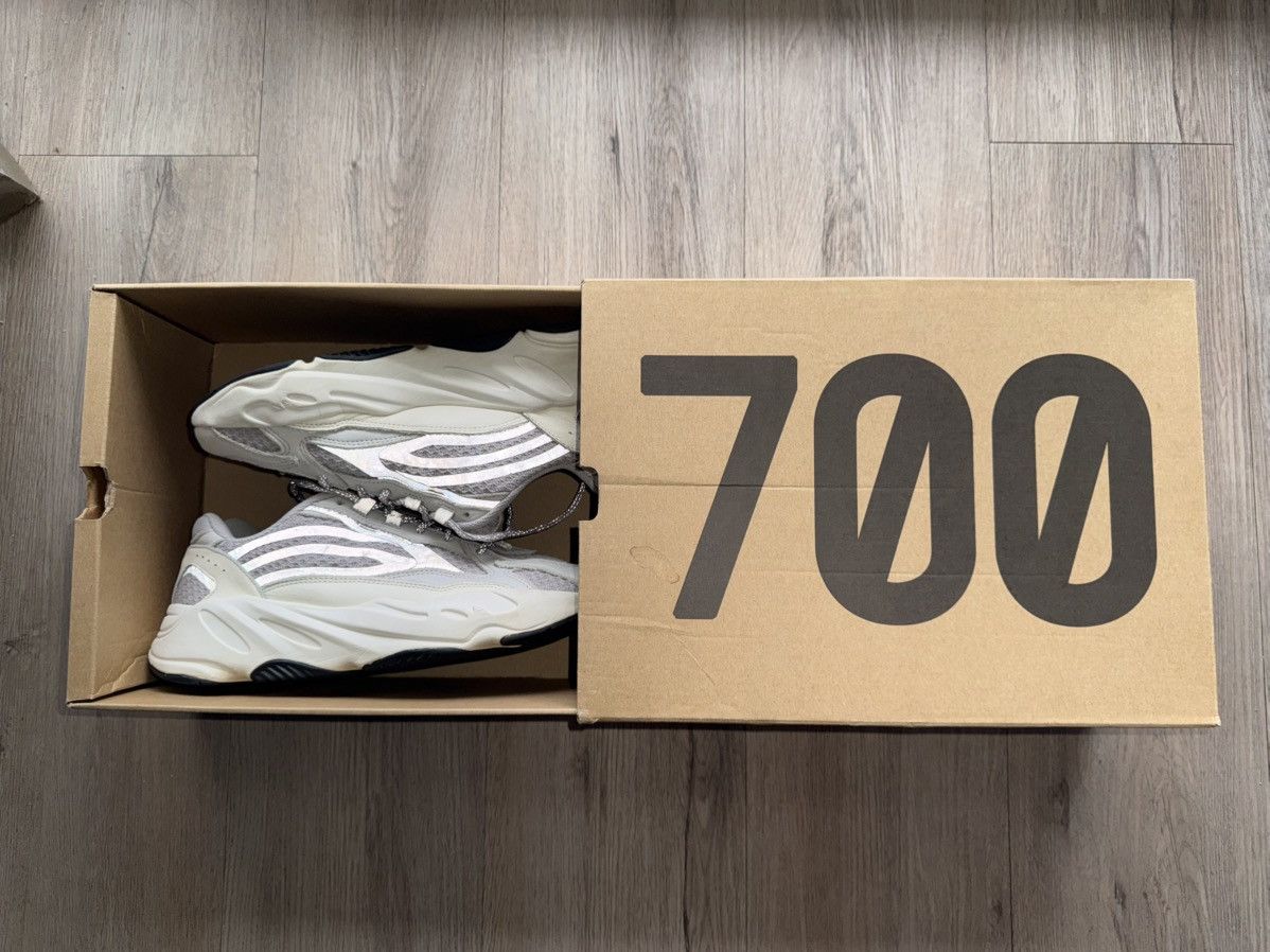 Yeezy Boost 700 V2 Static