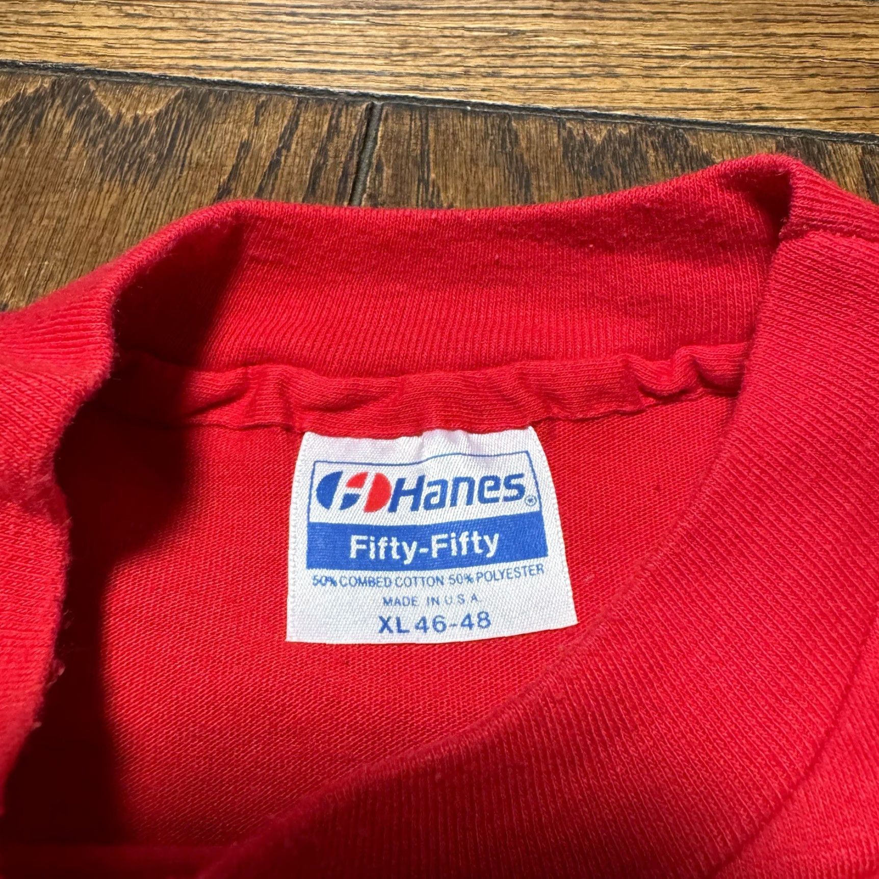 Vintage VINTAGE Pittsburgh Skyline T Shirt XL 1980s USA Point State Park PA Bridges Boat Mens Graphic Tee Red Size US XL / EU 56 / 4 - 6 Thumbnail