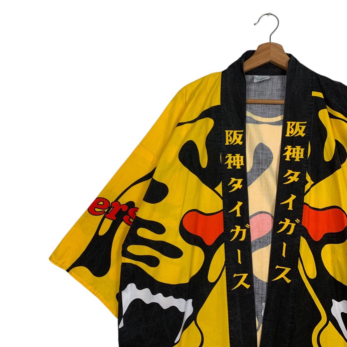 Japanese Brand HANSHIN TIGERS Baseball Modern Kimono Jacket #1732-C77 Size US L / EU 52-54 / 3 - 6 Thumbnail