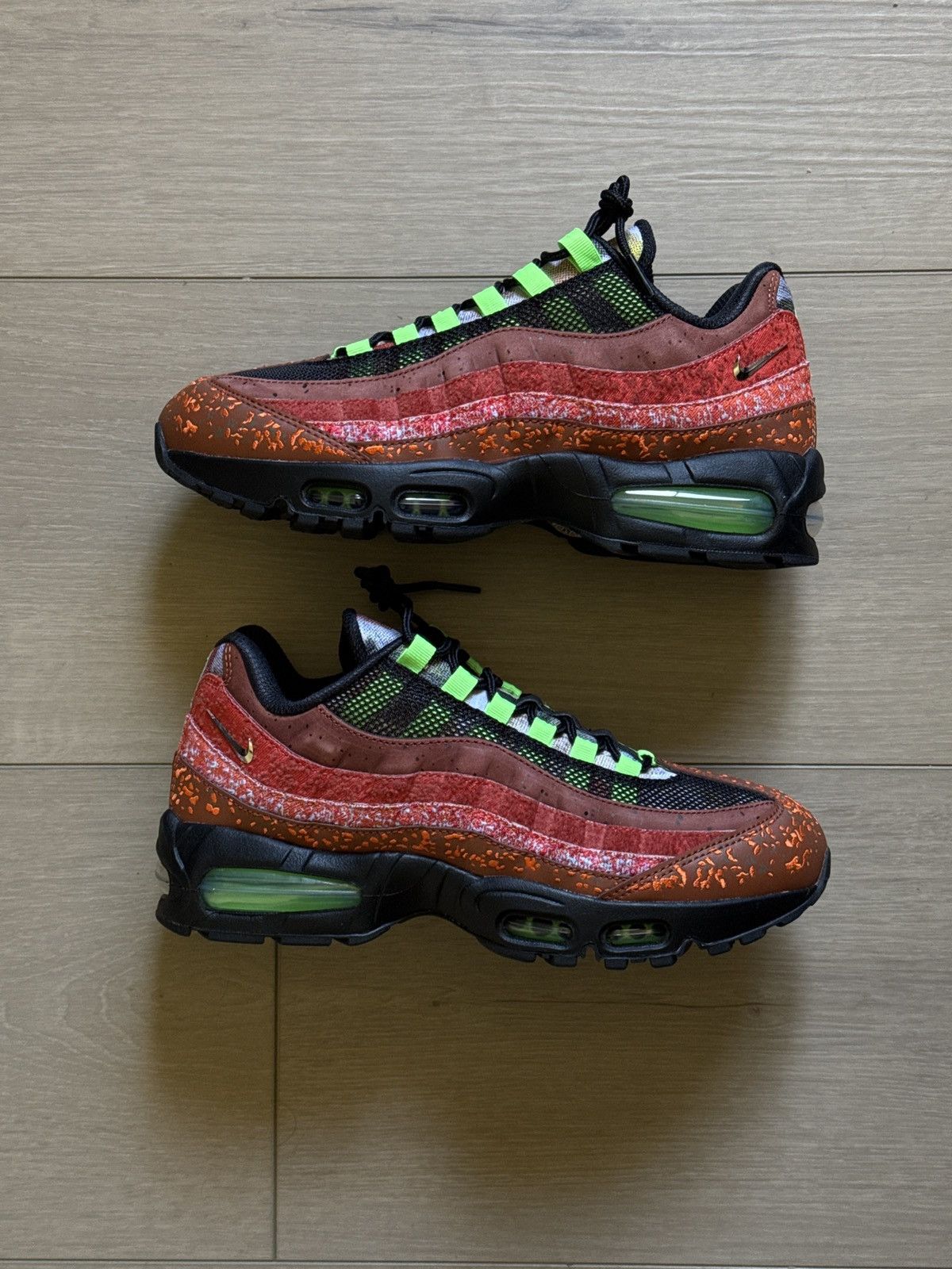 Nike Air max 95 reunion Hong Kong Size US 9.5 / EU 42-43 - 1 Thumbnail