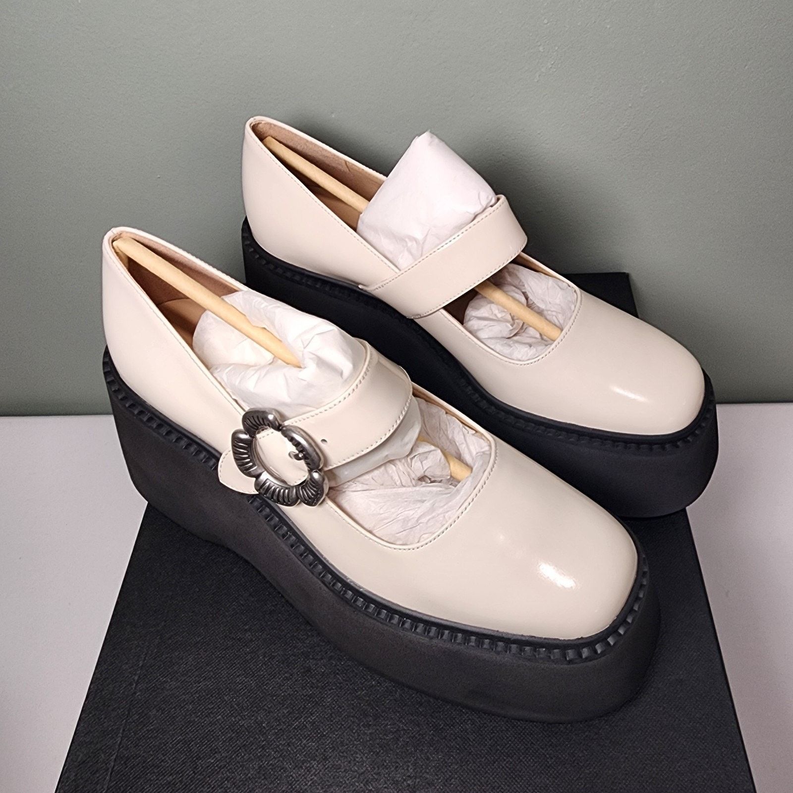 Coach Coach CBP04 Women's Tea Rose Platform Mary Jane Chalk Sz 7B Size US 10 / IT 40 - 5 Thumbnail