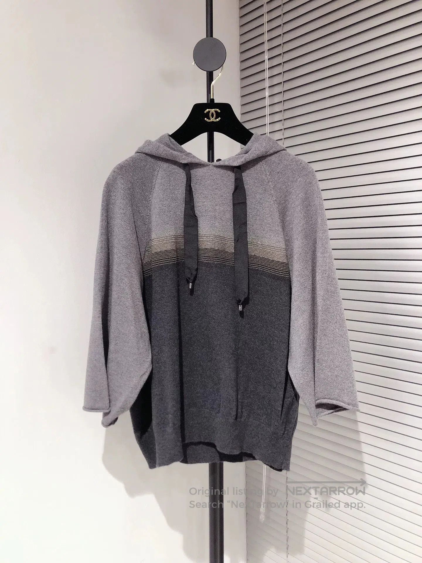 Brunello Cucinelli Brunello Cucinelli Gray Black Hooded Cashmere Sweater. Size US XXS / EU 40 - 1 Thumbnail