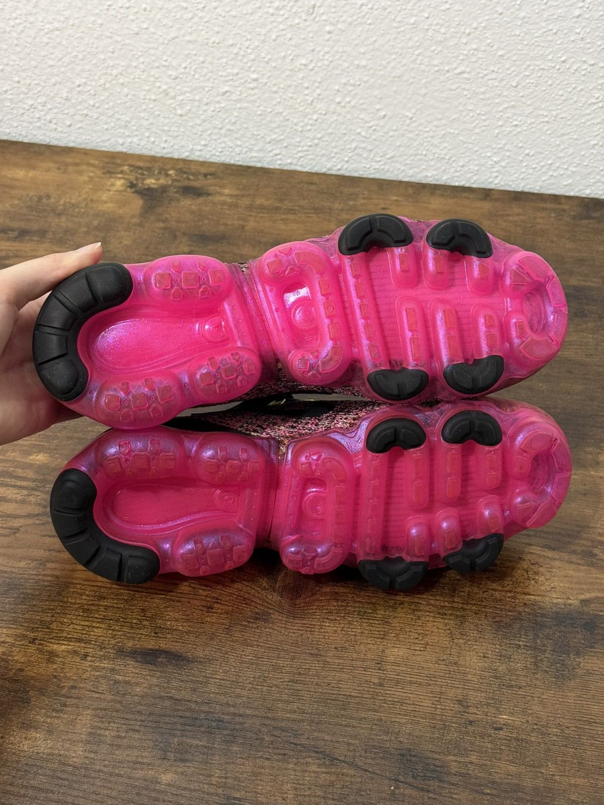Nike Nike Air VaporMax Flyknit 3 Black Pink Blast size 8.5 No box Size US 8.5 / IT 38.5 - 4 Thumbnail