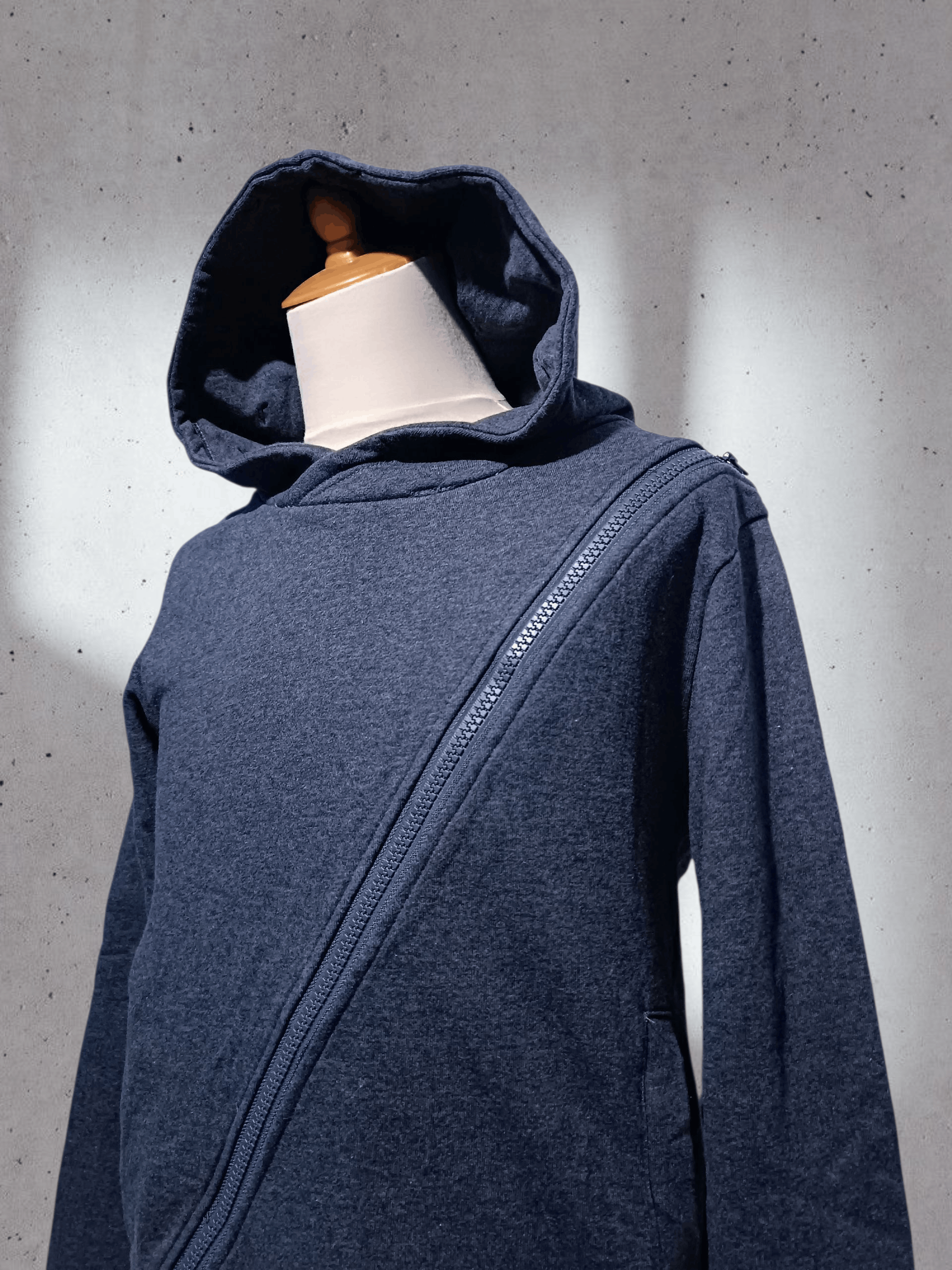 Japanese Brand Asymmetrical Zip Hoodie Sweater Size US M / EU 48-50 / 2 - 3 Thumbnail