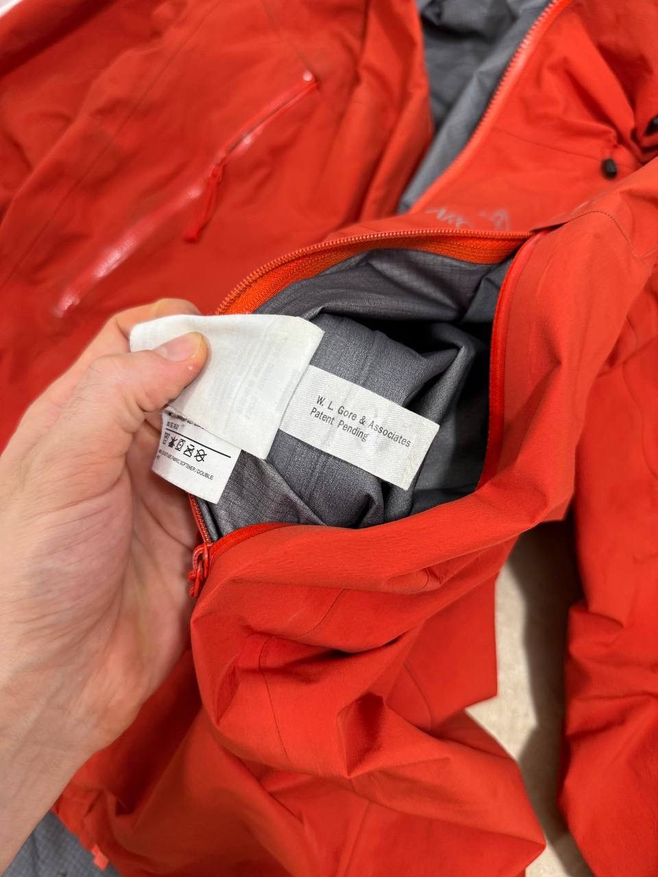 Arc'teryx Arcteryx Beta Sl Lt Gore Tex Pro Jacket us L mens waterproof Size US L / EU 52-54 / 3 - 9 Thumbnail
