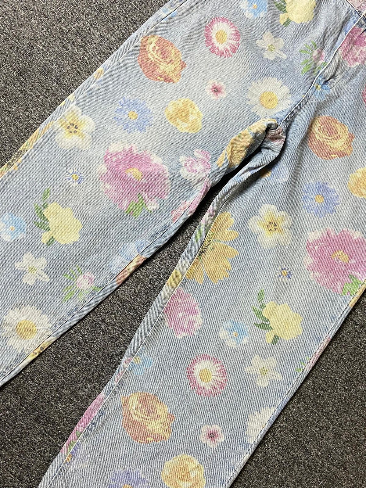 Designer × Japanese Brand × Vintage Wild Fable 70’s Flowers Inspired Tapered Jeans (129) Size US 32 / EU 48 - 9 Thumbnail