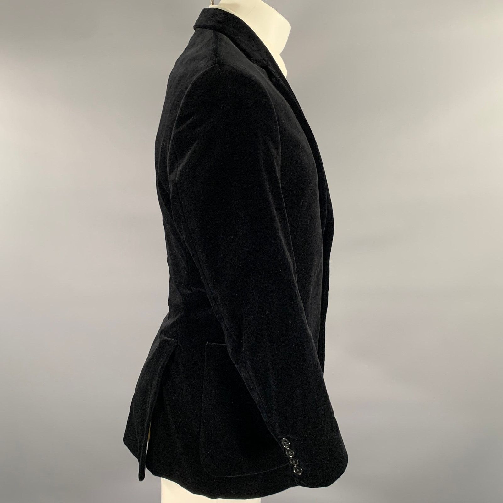 Armani Collezioni ARMANI COLLEZIONI Size 40 Black Velvet Sport Coat Size 40R - 3 Thumbnail