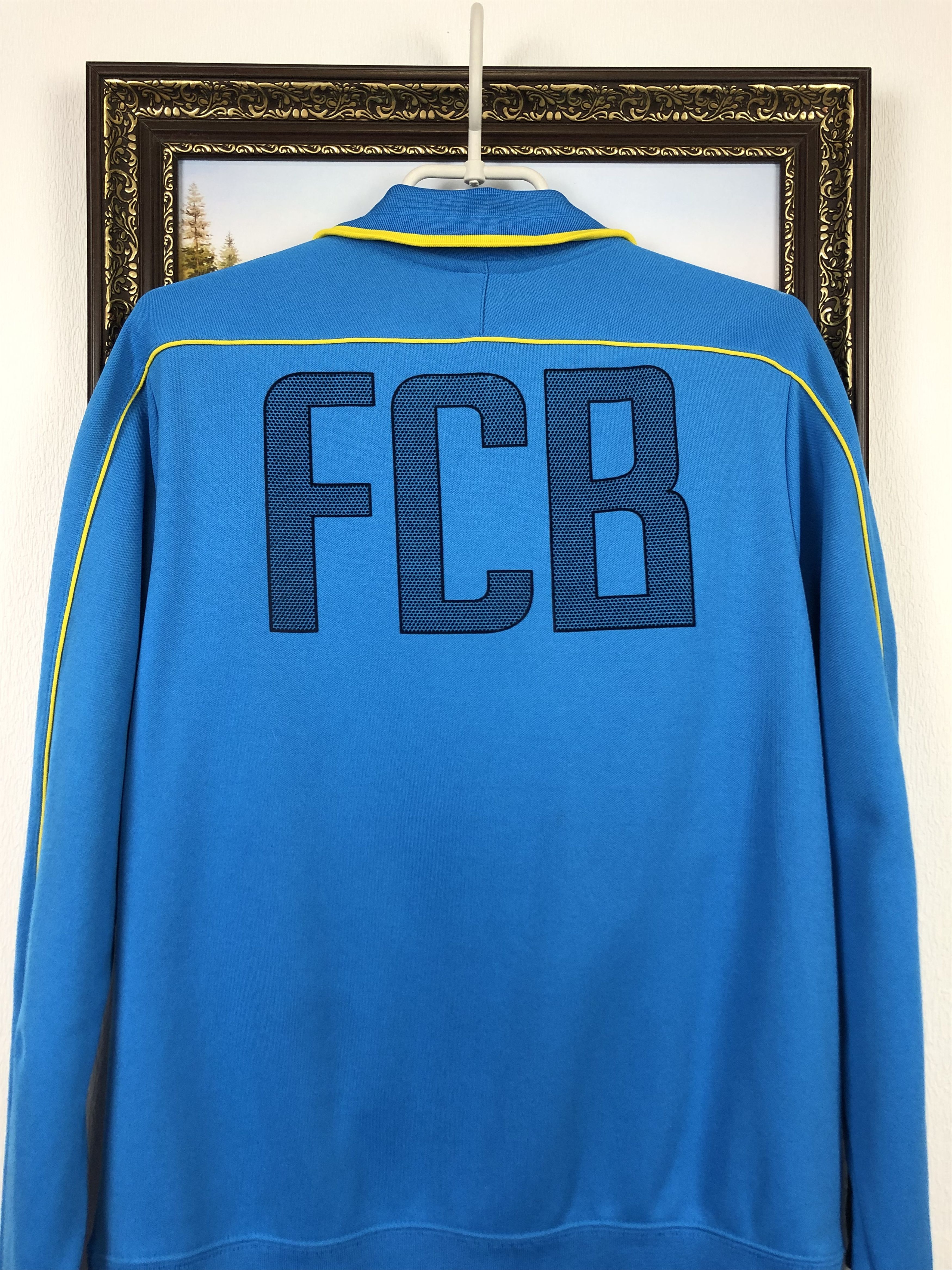 Nike Vintage Nike Barcelona Football Jacket Soccer Track Top Zip Size US M / EU 48-50 / 2 - 13 Thumbnail