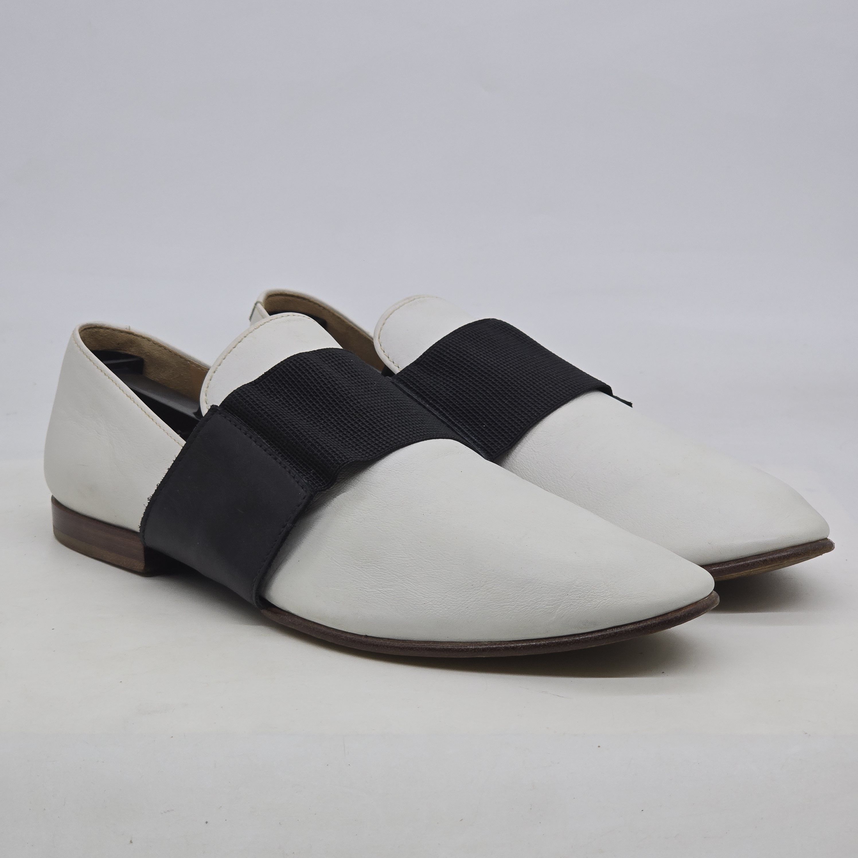 Maison Margiela Maison Margiela - Archival Elastic Band Loafer Size US 9 / EU 42 - 1 Thumbnail