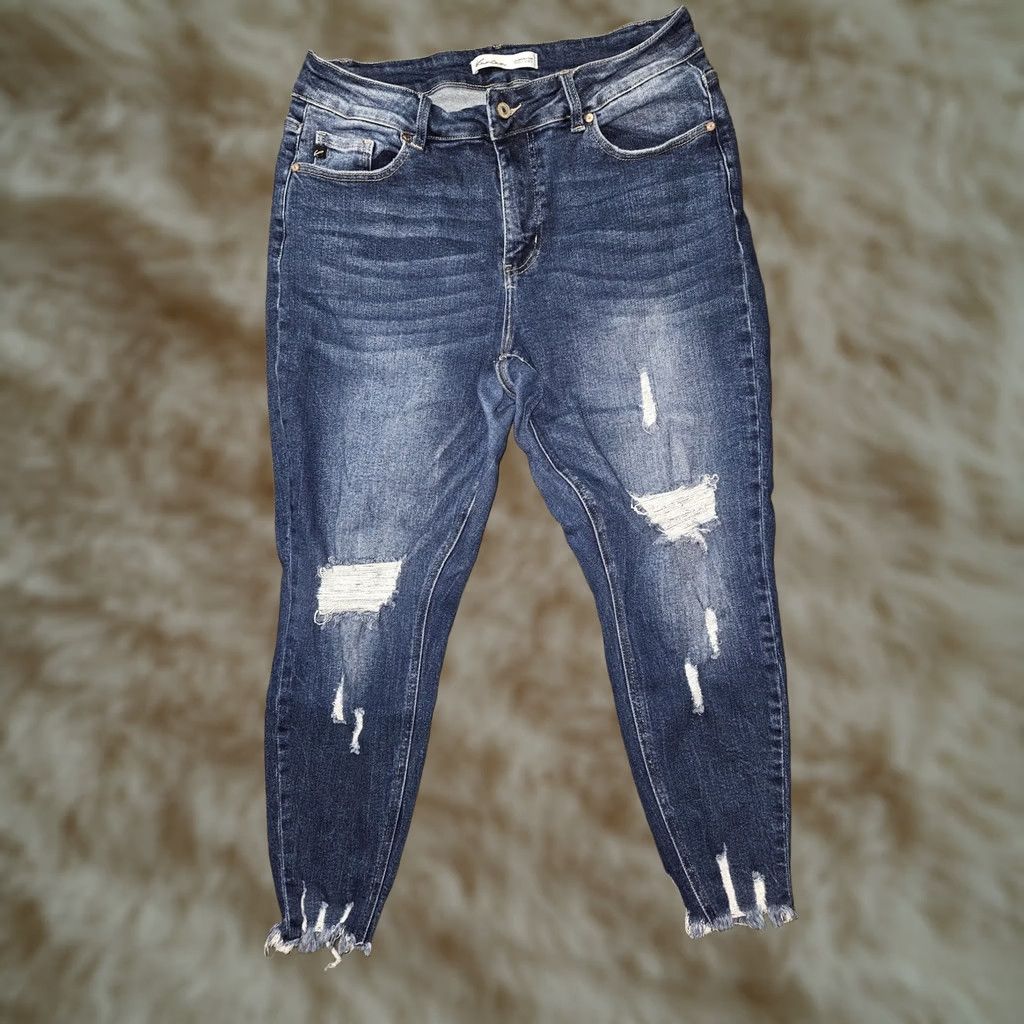 Vintage KanCan Jeans Womens 16 Medium Wash High Rise Skinny Distressed Raw Hem Denim Size 38" / US 16 / IT 52 - 1 Thumbnail