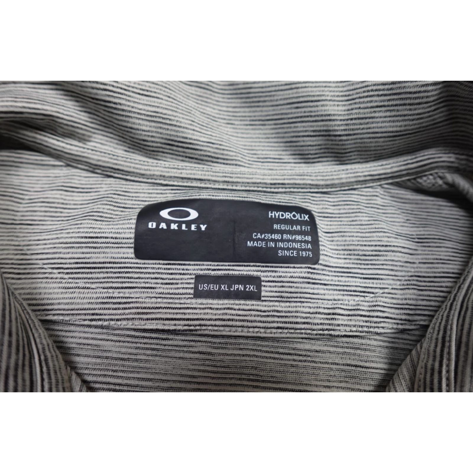 Oakley Oakley Golf Polo Shirt Men XL Gray Regular Fit Lightweight Performance Polo Size US XL / EU 56 / 4 - 2 Thumbnail