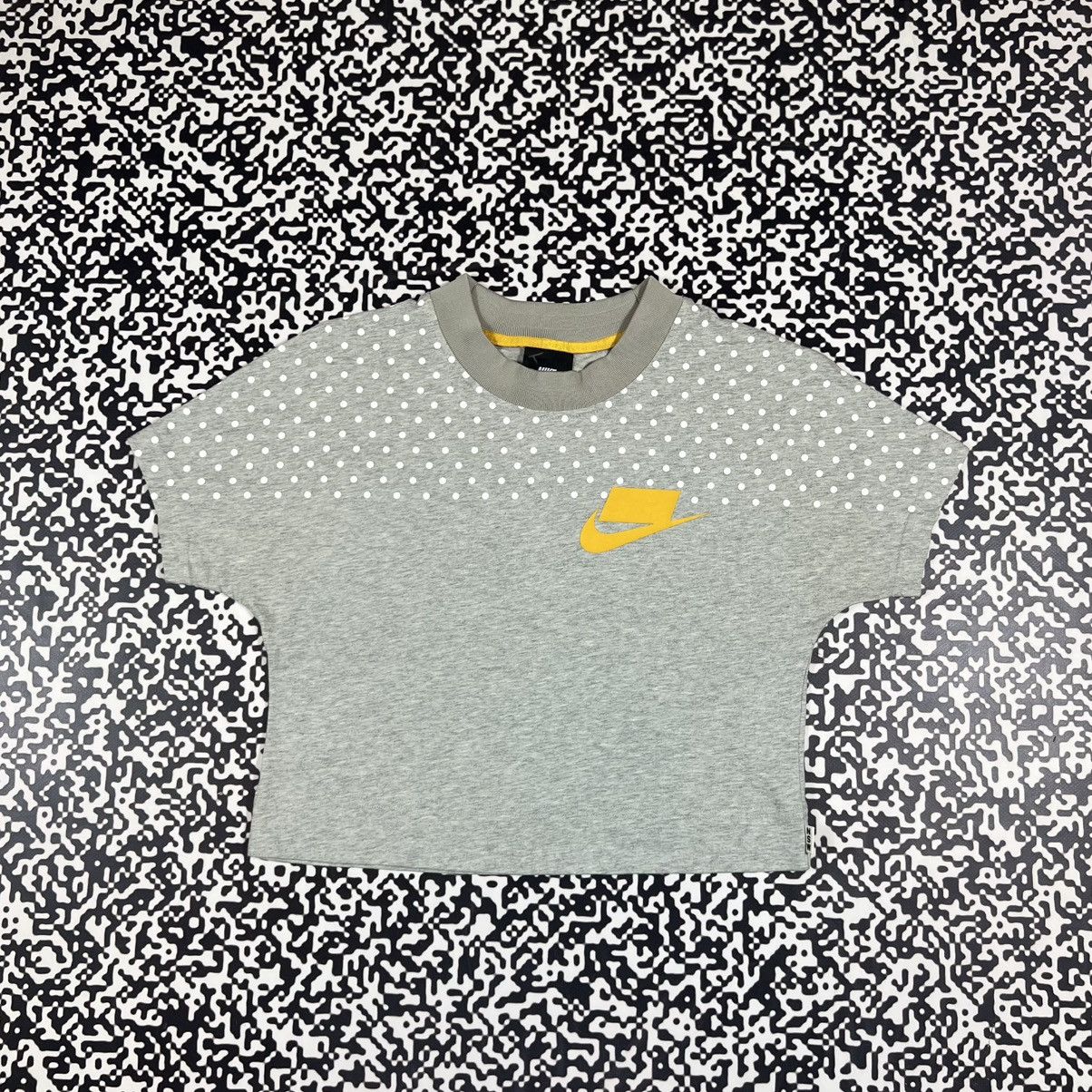 Nike Vintage Y2K Nike NSW Boxy Retro Style T-shirt Size S / US 4 / IT 40 - 1 Thumbnail