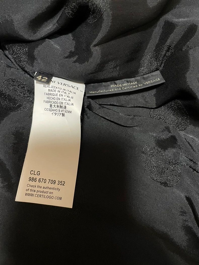 Versace Versace Medusa buttoned up a black suit Size M / US 6-8 / IT 42-44 - 5 Thumbnail
