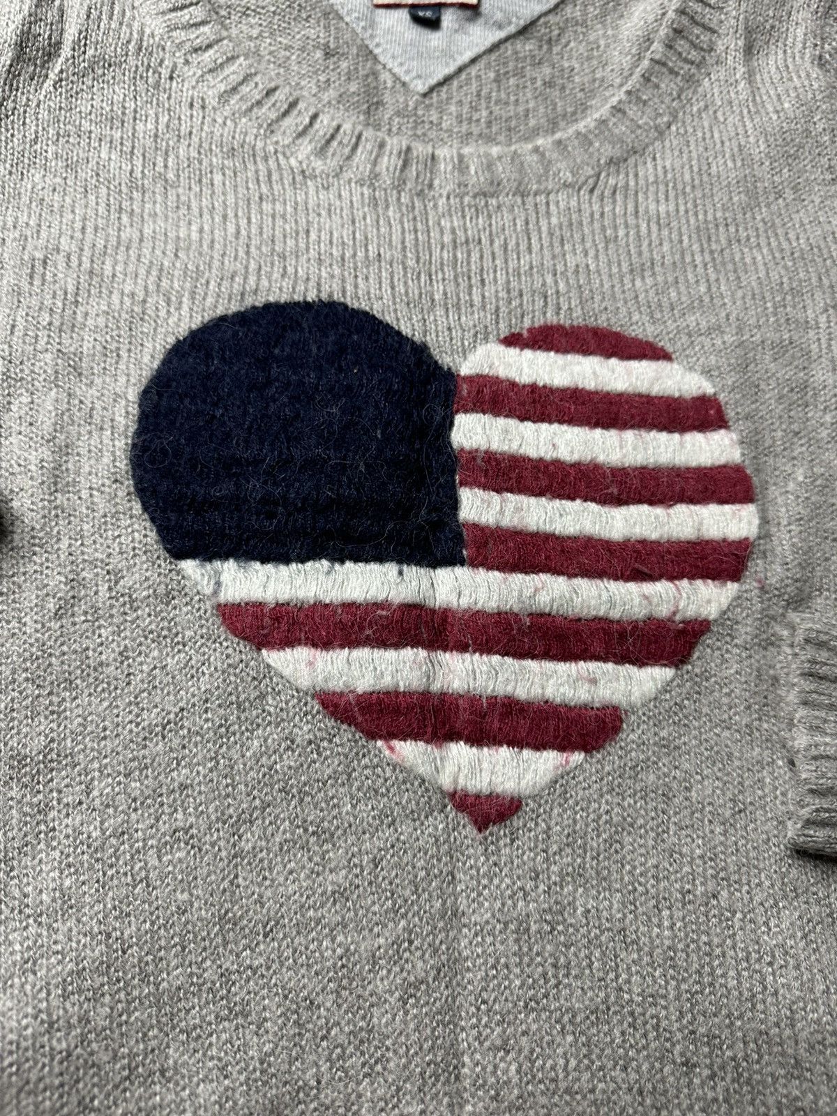Tommy Hilfiger Tommy Hilfiger sweater USA love Size XS / US 0-2 / IT 36-38 - 2 Thumbnail