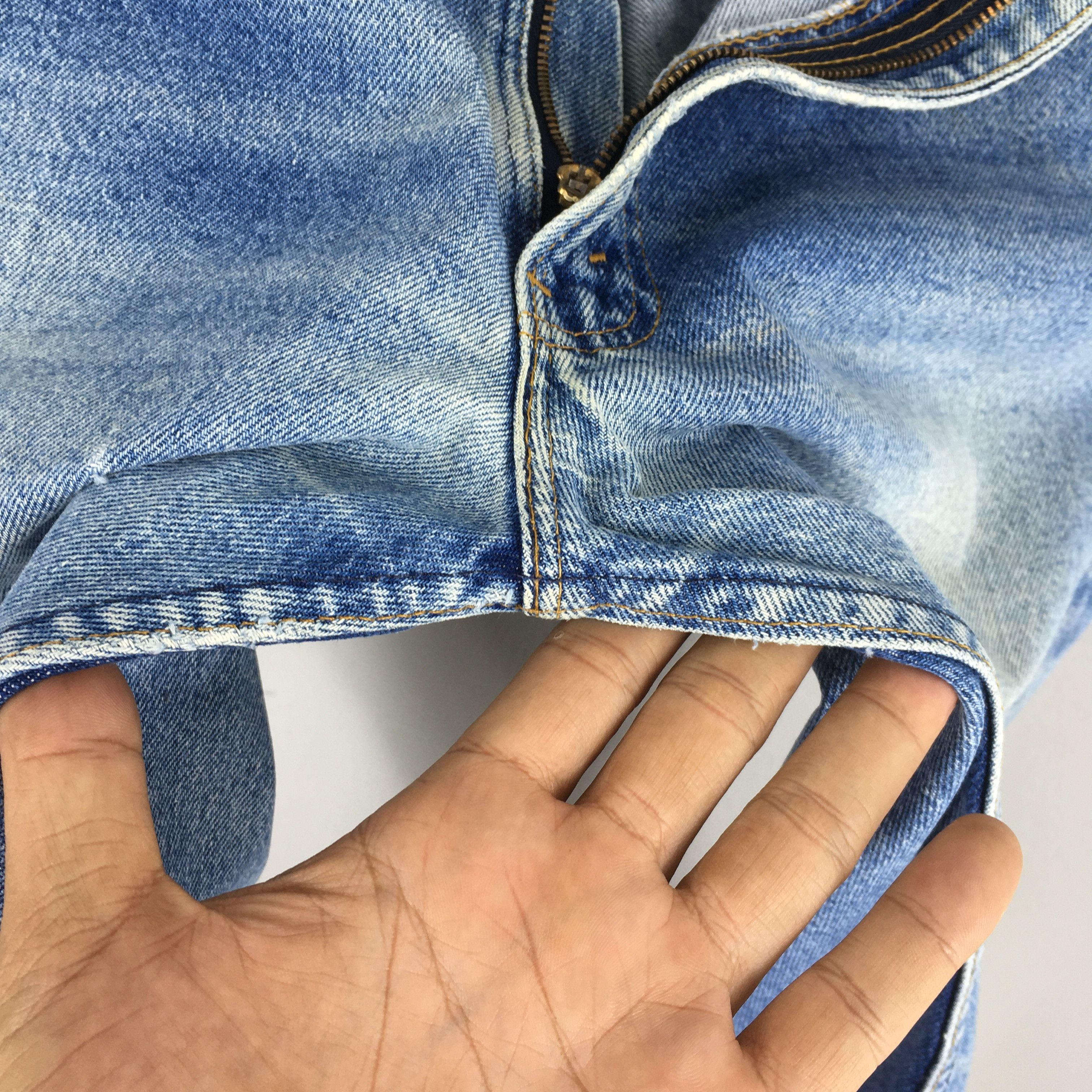Size 34x29.5 Vintage 90s Levi's 505 Faded Blue Jeans
