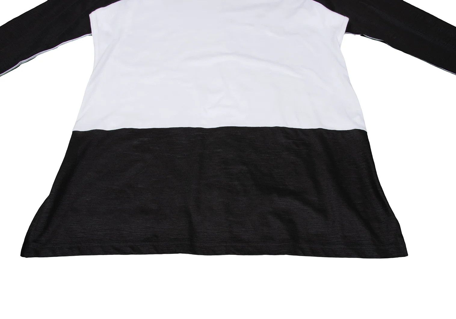 Jean Paul Gaultier Cotton and Ramie Raglan Cut Sewn Top in Black and White Size US M / EU 48-50 / 2 - 8 Thumbnail