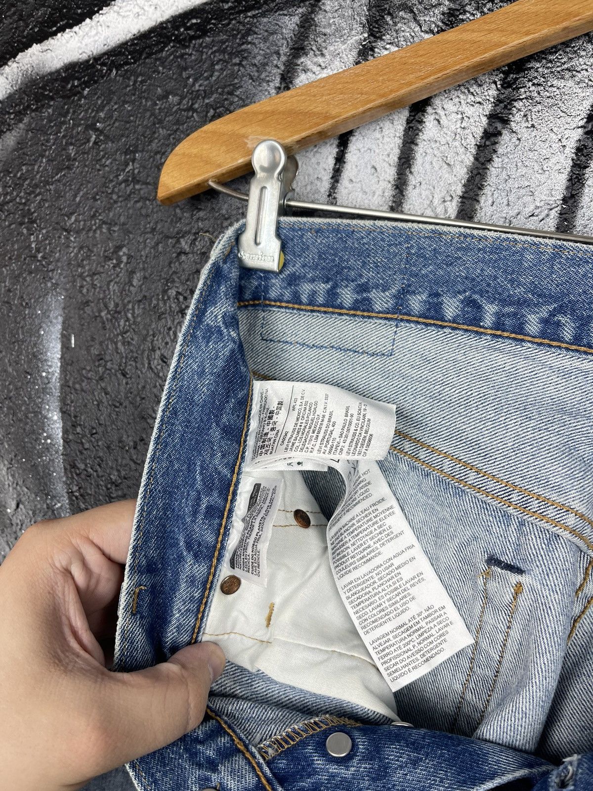 Levi's Levi’s 501 CT Woman’s Boyfriend Patchwork Selvedge Jeans Size 25" / US 0 / IT 36 - 16 Thumbnail