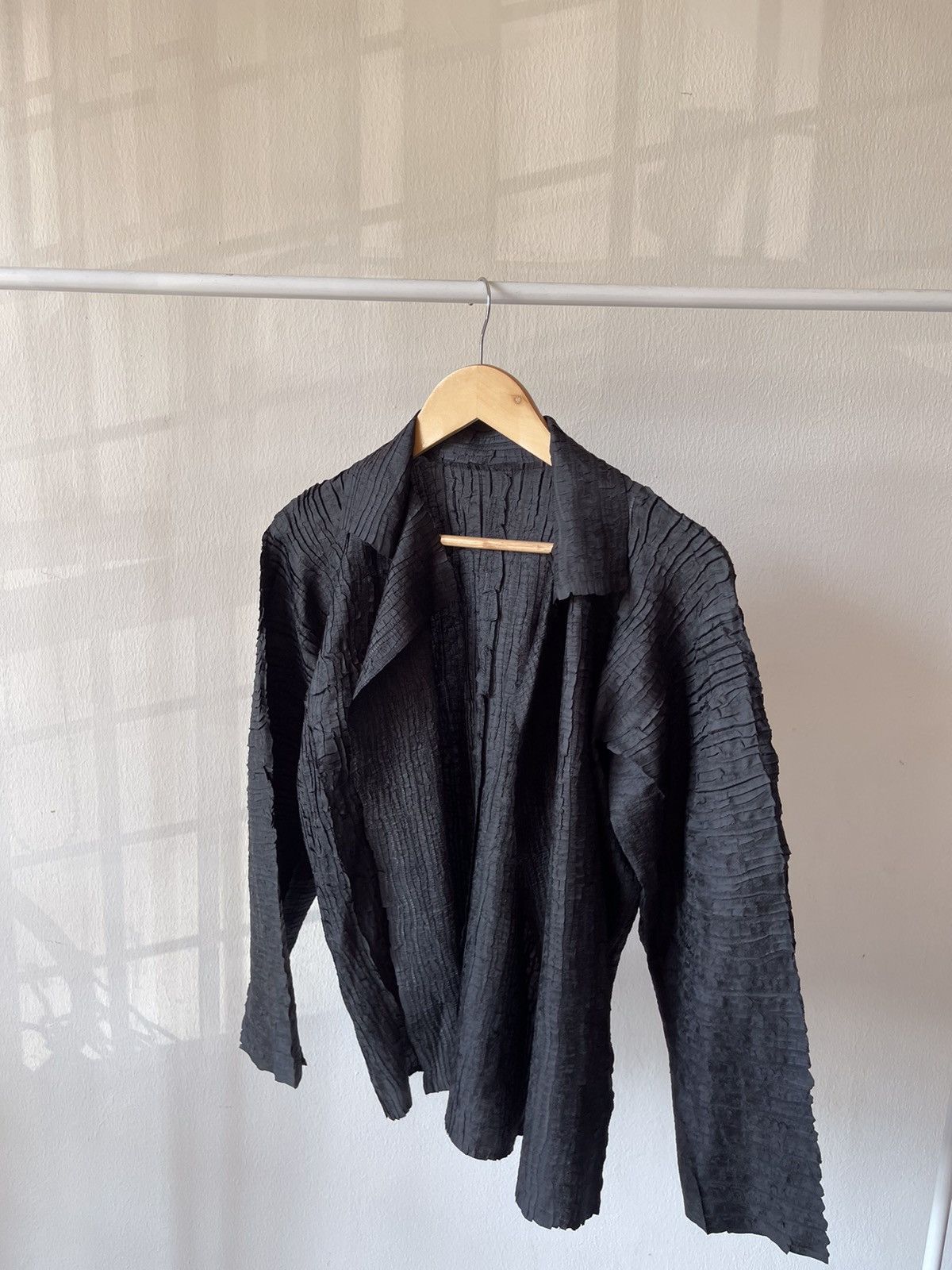 Issey Miyake × Pleats Please Issey Miyake Rare Issey Miyake Wood Skin Style Cardigan Size US M / EU 48-50 / 2 - 3 Thumbnail