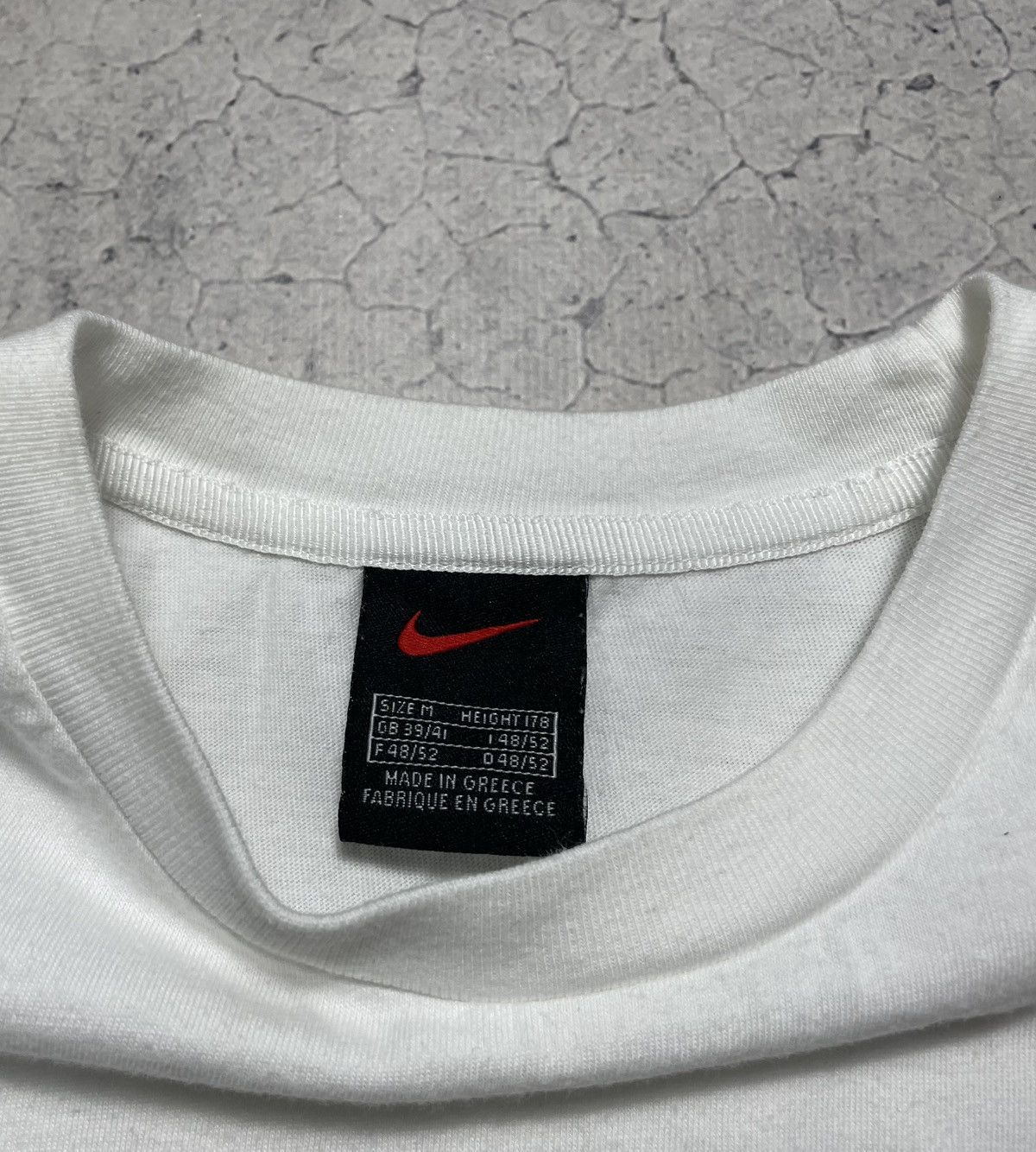 Nike × Vintage Nike Vintage 90’s Mini Logo Tee White Size US M / EU 48-50 / 2 - 8 Thumbnail