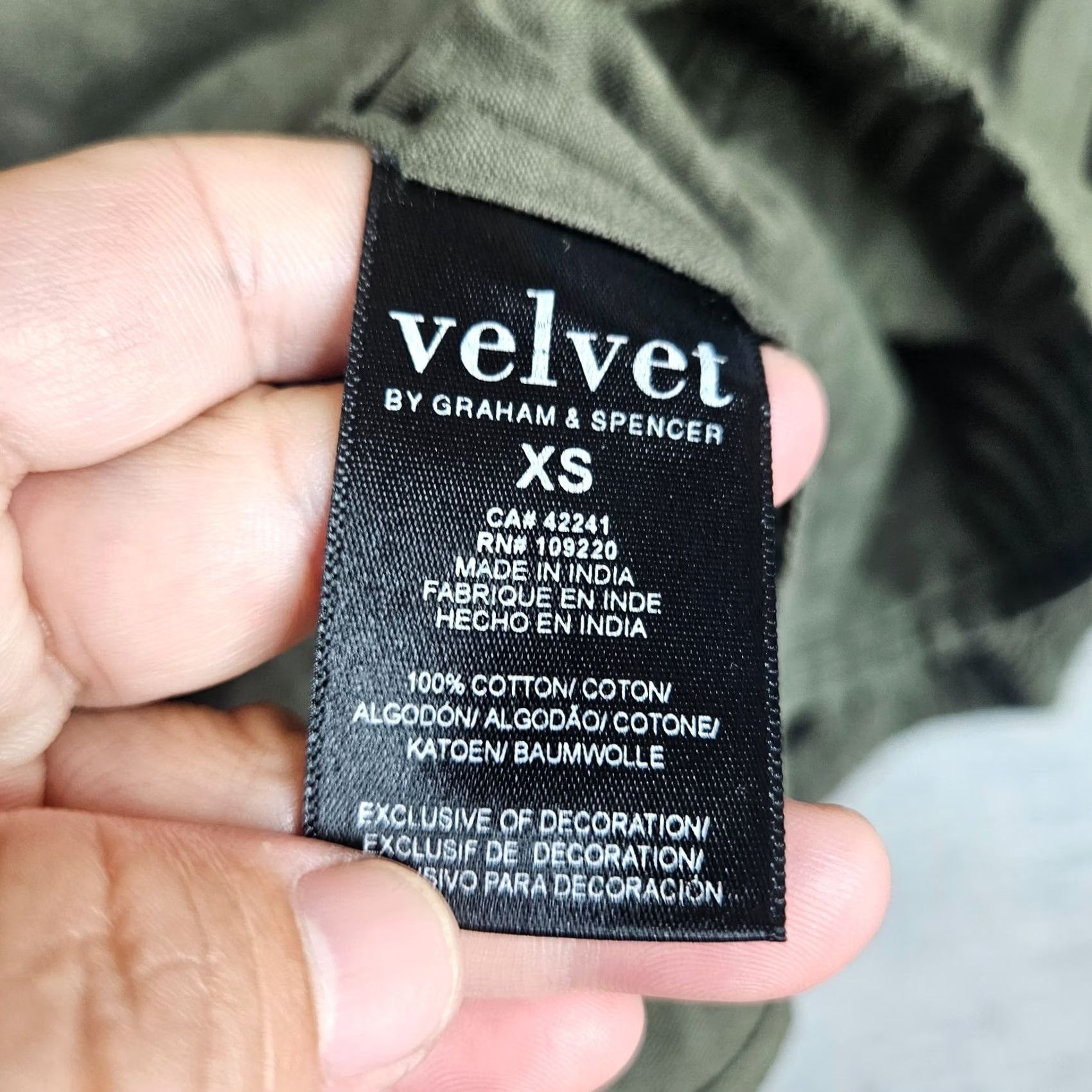 Velvet V Velvet by Graham & Spencer Blouse XS Embroidered Puff Sleeve 100% Cotton Green Womens Peasant Shirt XS Size XS / US 0-2 / IT 36-38 - 6 Thumbnail