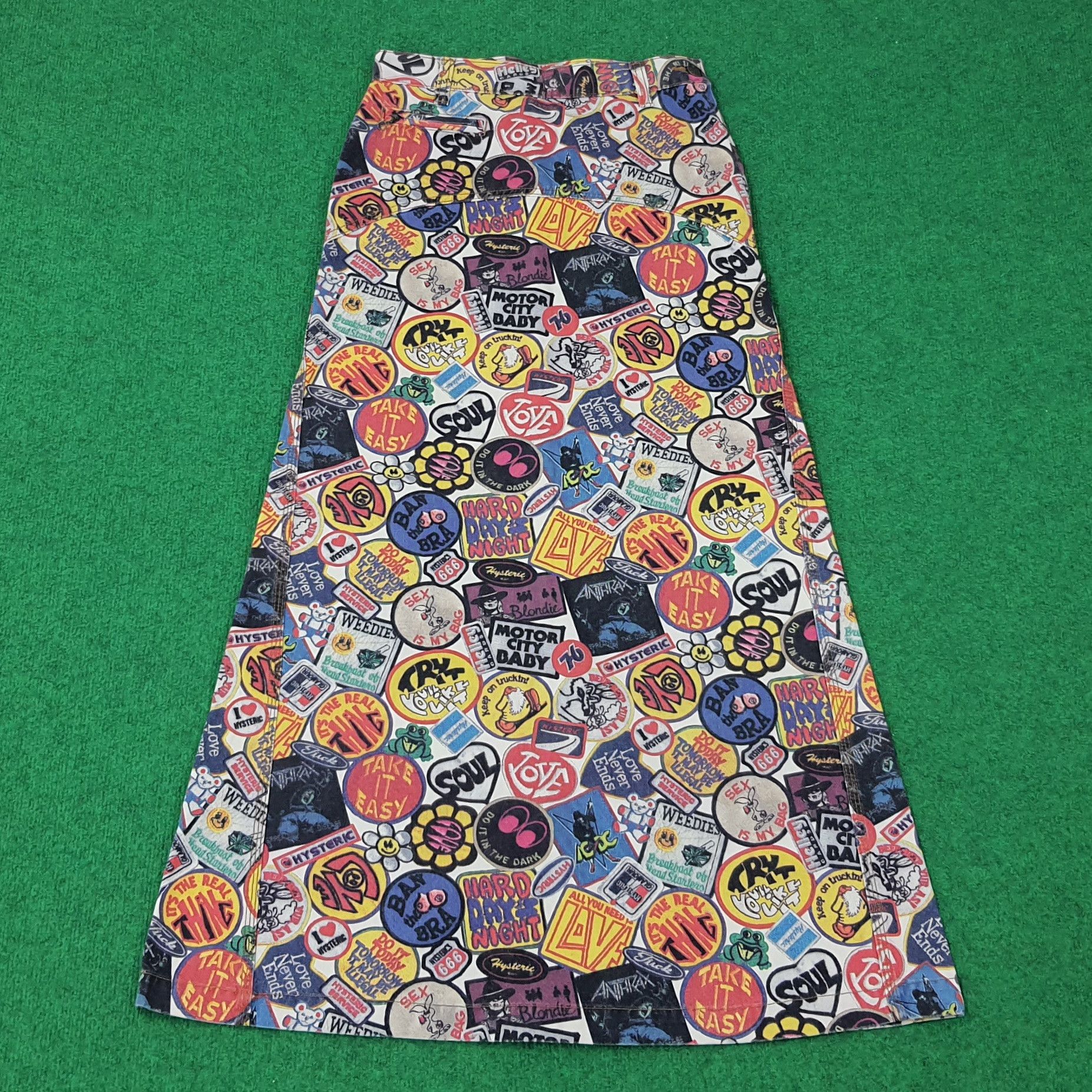 Hysteric Glamour Vintage Hysteric Glamour Japan Fullprint Skirt C235N15 Size 26" / US 2 / IT 38 - 1 Thumbnail