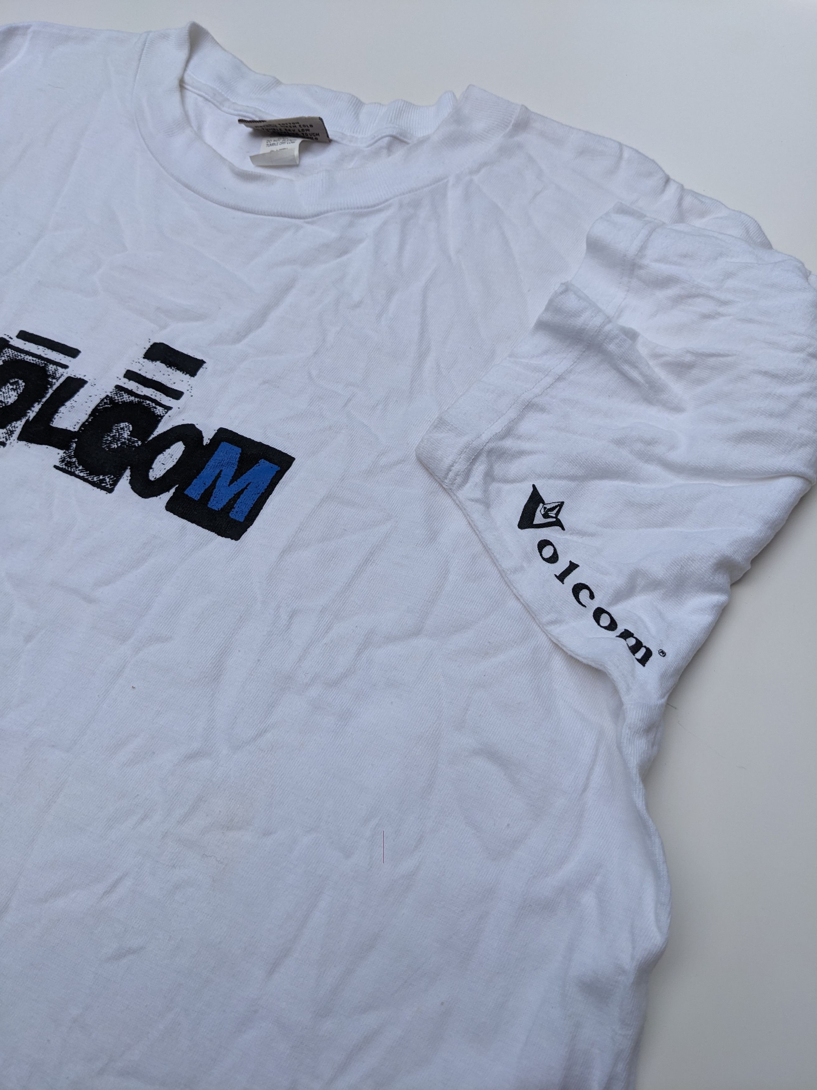 Vintage × Volcom Vintage 90s Volcom surfing tee Size US L / EU 52-54 / 3 - 2 Thumbnail