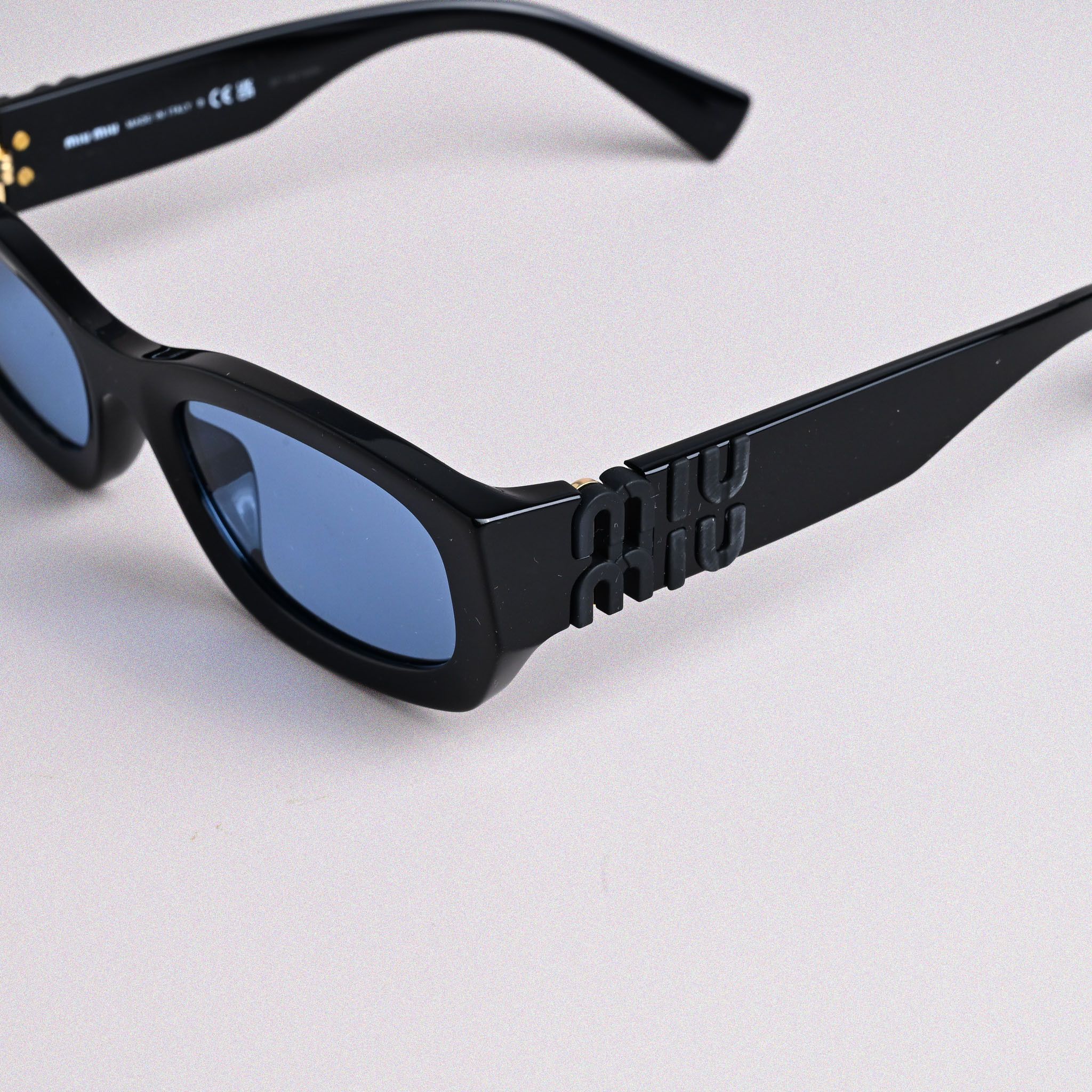 Miu Miu MIU MIU 0MU B04S Size ONE SIZE - 2 Thumbnail