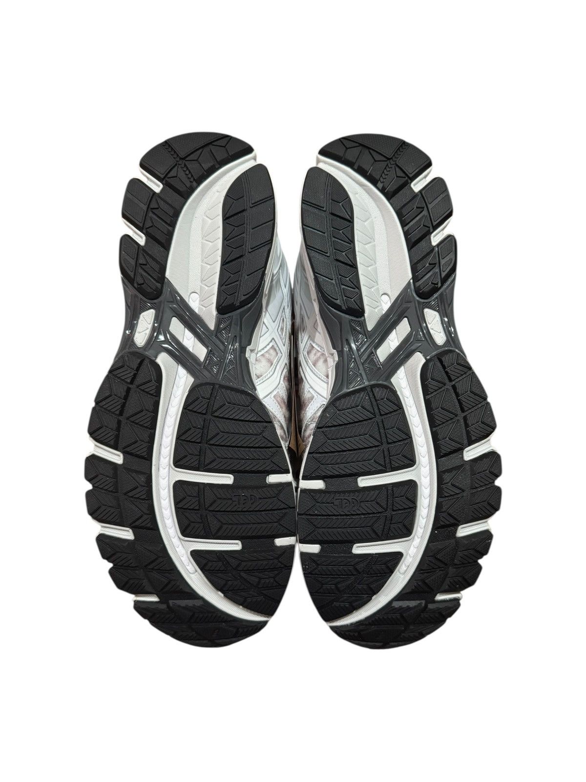 Asics × Kenzo ASICS Gel-Kayano 20 KENZO Glacier Grey Size US 9.5 / EU 42-43 - 8 Thumbnail