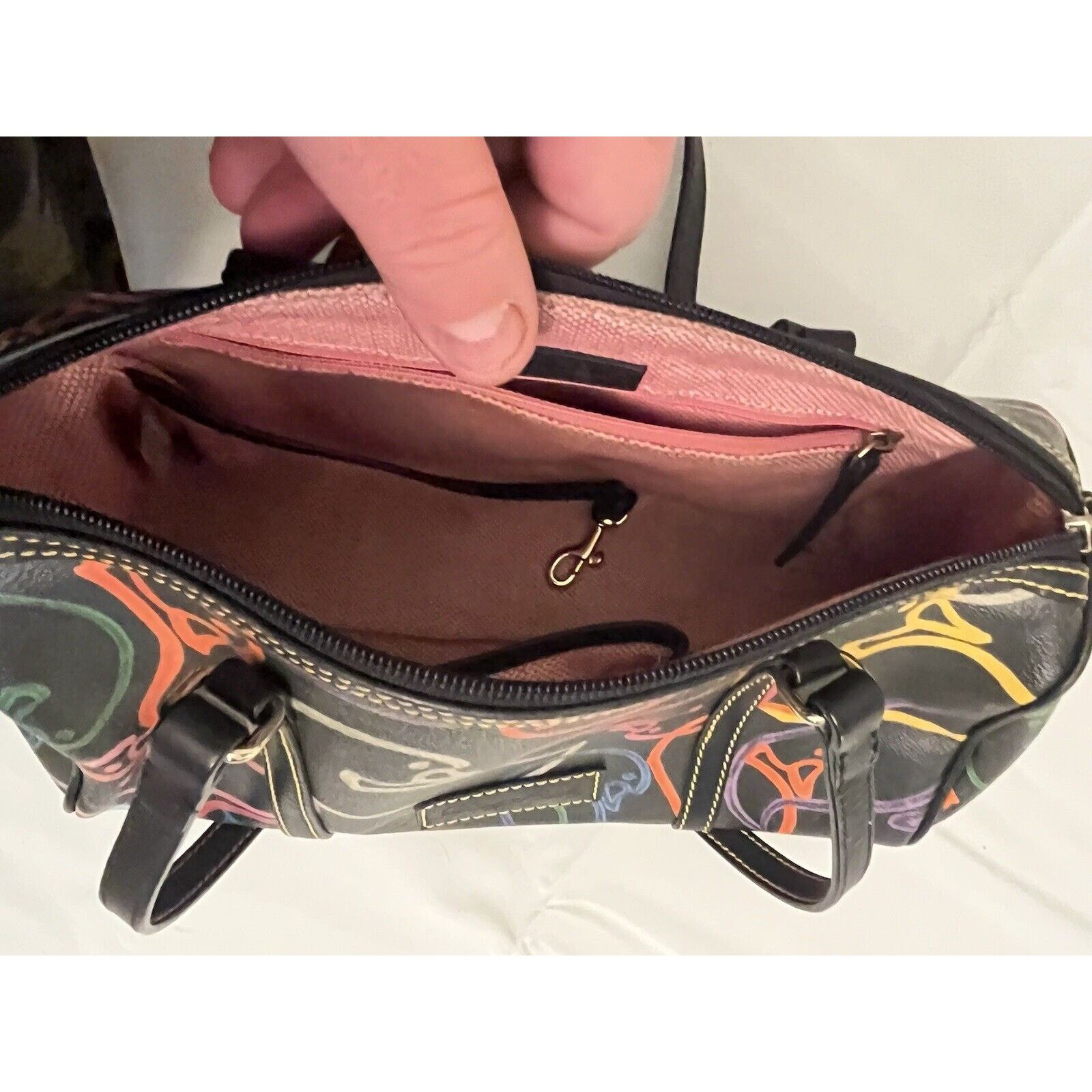 Dooney & Bourke Dooney & Bourke leather duck bag, purse, handbag Size ONE SIZE - 10 Thumbnail