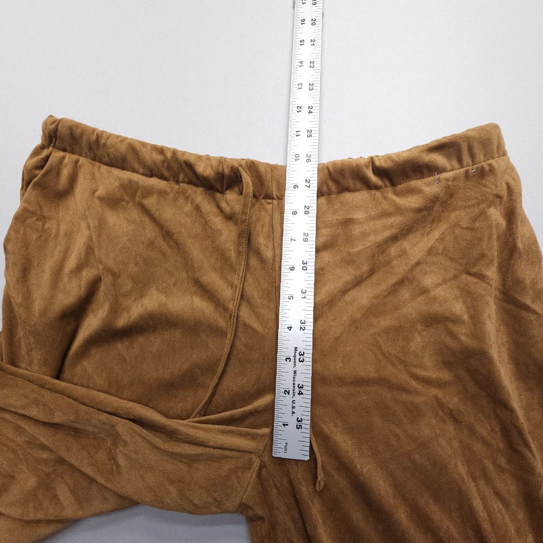 Velvet Autres Filles Pant pants Wide Leg Mid Rise Pull On Velvet Brown One Size OS 33 x 28" City Vintage No Size 42" / US 20 - 6 Thumbnail