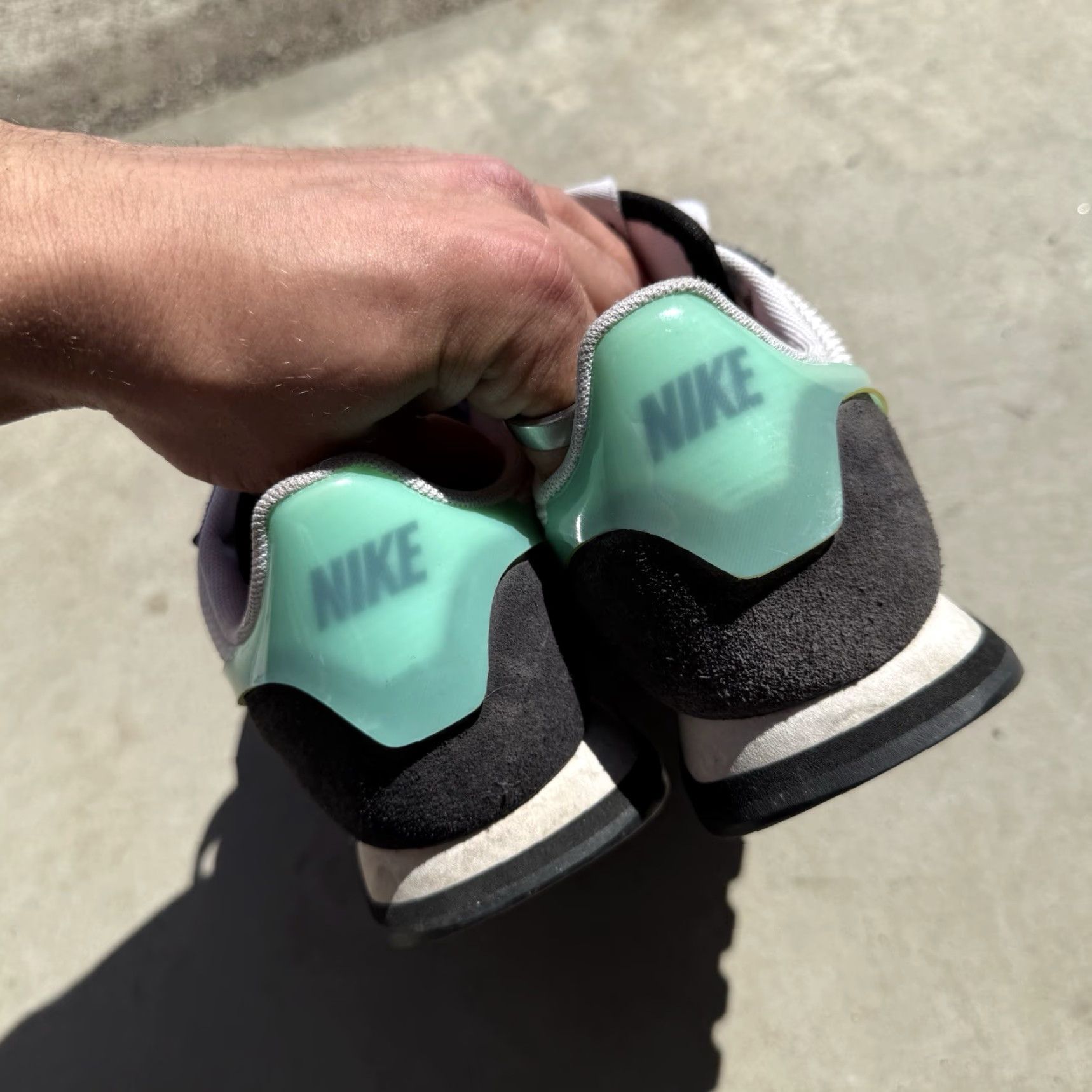 Nike NIKE V-Love OX Sneaker Woman Hyper Jade White AR4269-100 Size 7 Womens Sneakers Size US 5 / IT 35 - 7 Thumbnail