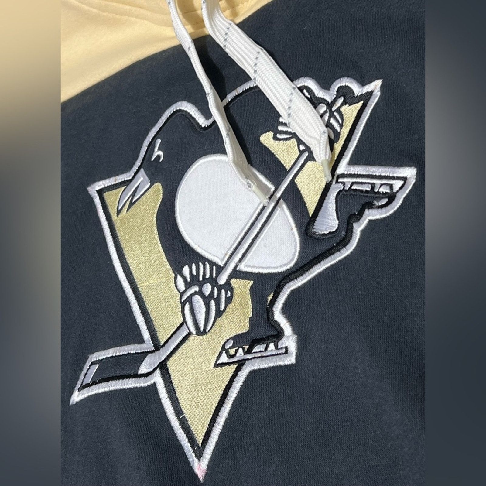 Majestic Vintage Majestic Pittsburgh Penguins Hoodie Embroidered Logo Size US L / EU 52-54 / 3 - 3 Thumbnail