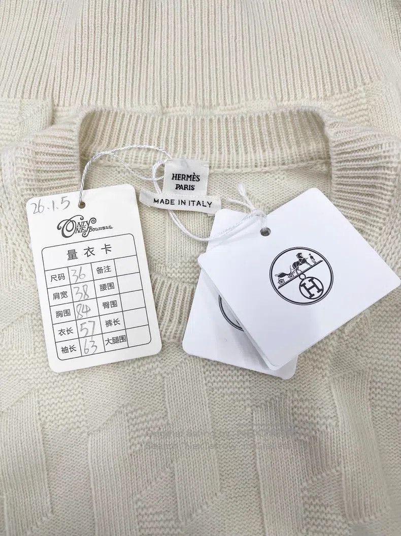 Hermes Hermes White H Pattern Knit Sweater with Twisted Texture Size XS / US 0-2 / IT 36-38 - 3 Thumbnail