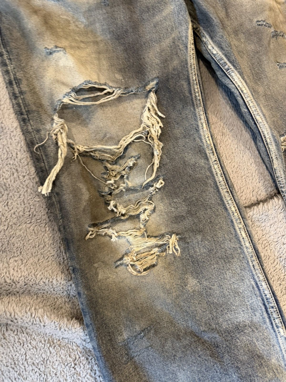 Balenciaga Balenciaga oil spill denim pants Size US 33 - 2 Thumbnail