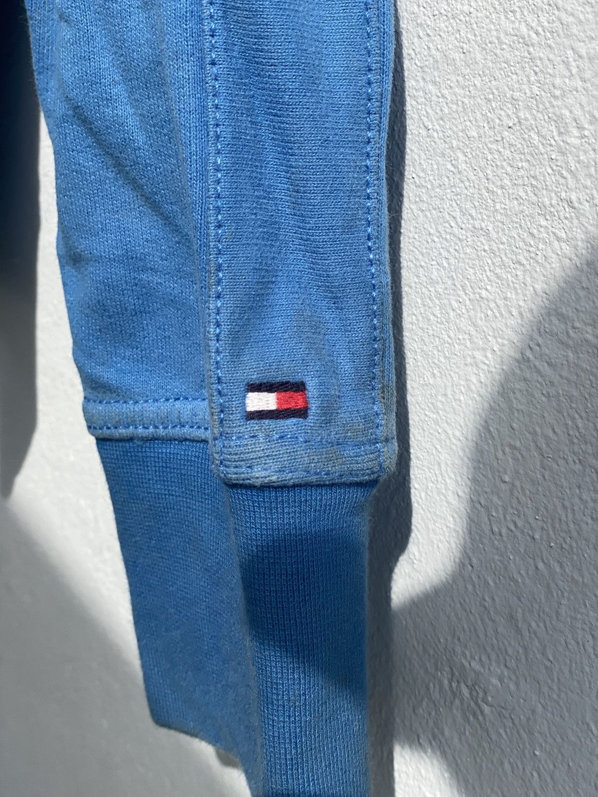Tommy Hilfiger Vintage TOMMY HILFIGER Hoodie Sweatshirt Size US L / EU 52-54 / 3 - 5 Thumbnail