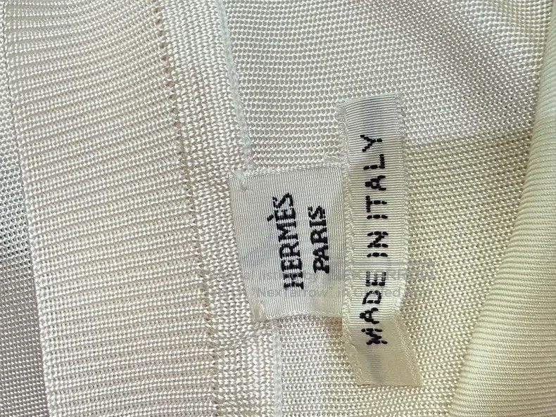 Hermes Hermes Silk Short-Sleeve T-Shirt Size XS / US 0-2 / IT 36-38 - 4 Thumbnail