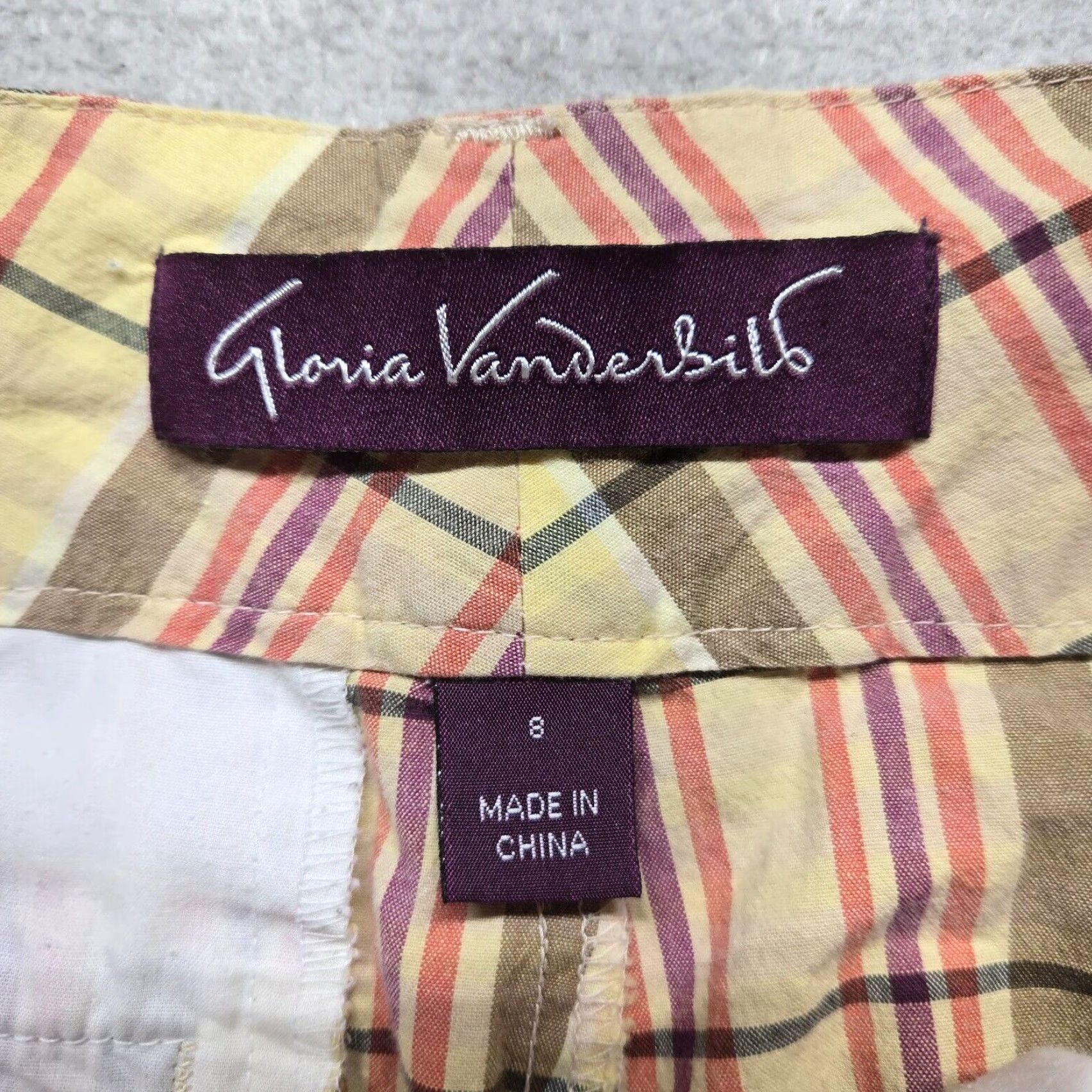 Gloria Vanderbilt GLORIA VANDERBILT Yellow Red Plaid Khaki Capri Pants Women’s Size 8 Size 30" / US 8 / IT 44 - 3 Thumbnail
