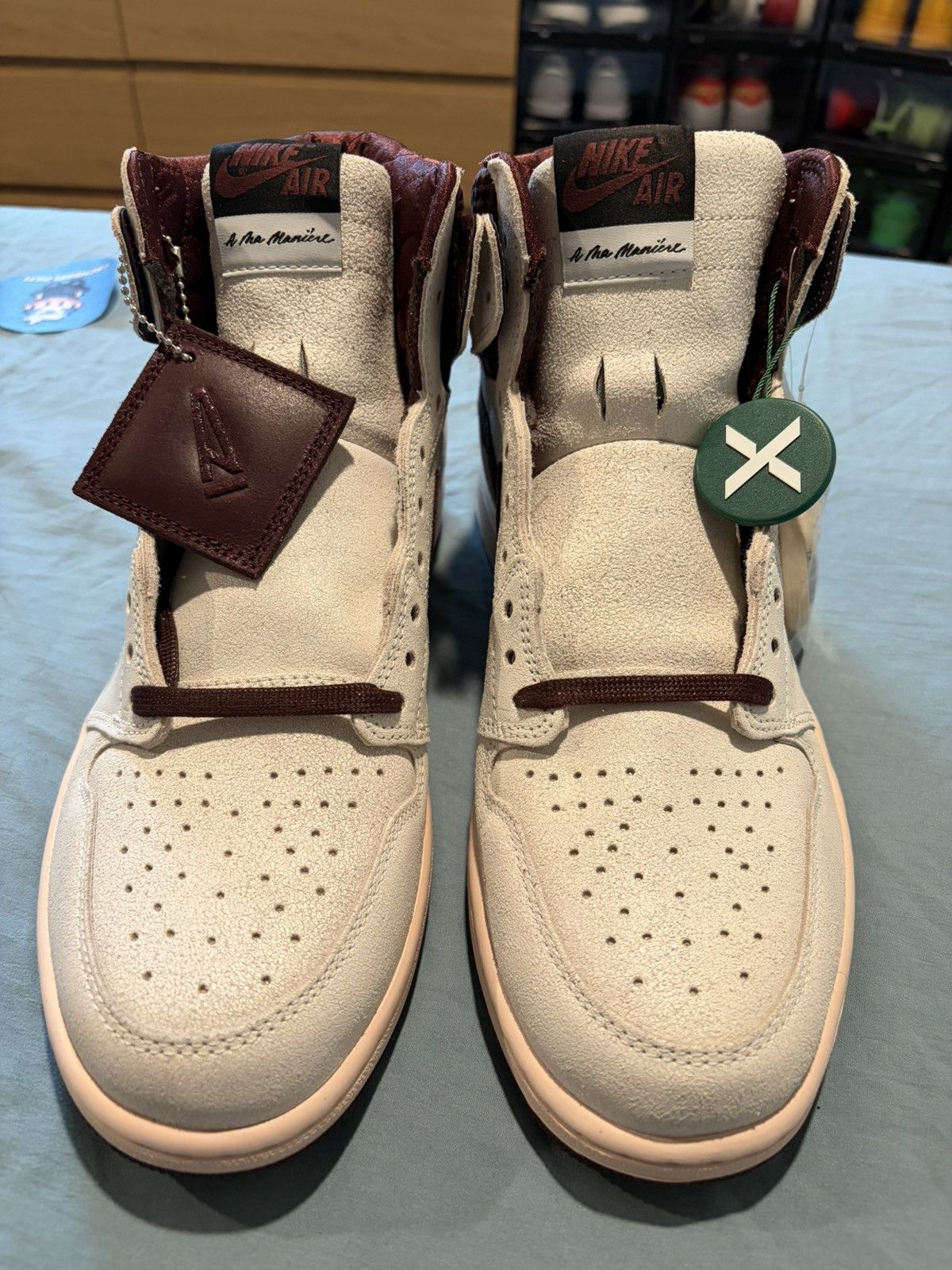 A Ma Maniere × Jordan Brand Jordan 1 High A Ma Maniere - Deadstock size 13 Size US 13 / EU 46 - 6 Thumbnail