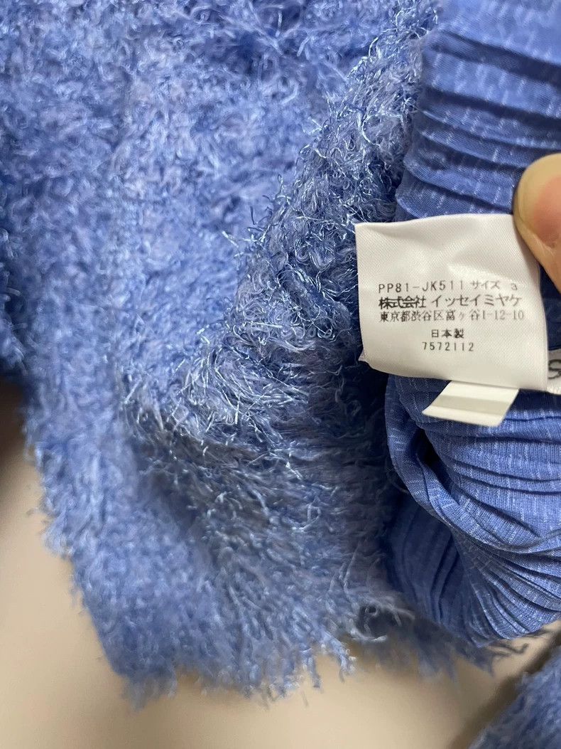 Issey Miyake Issey Miyake Blue furry top Size L / US 10 / IT 46 - 4 Thumbnail