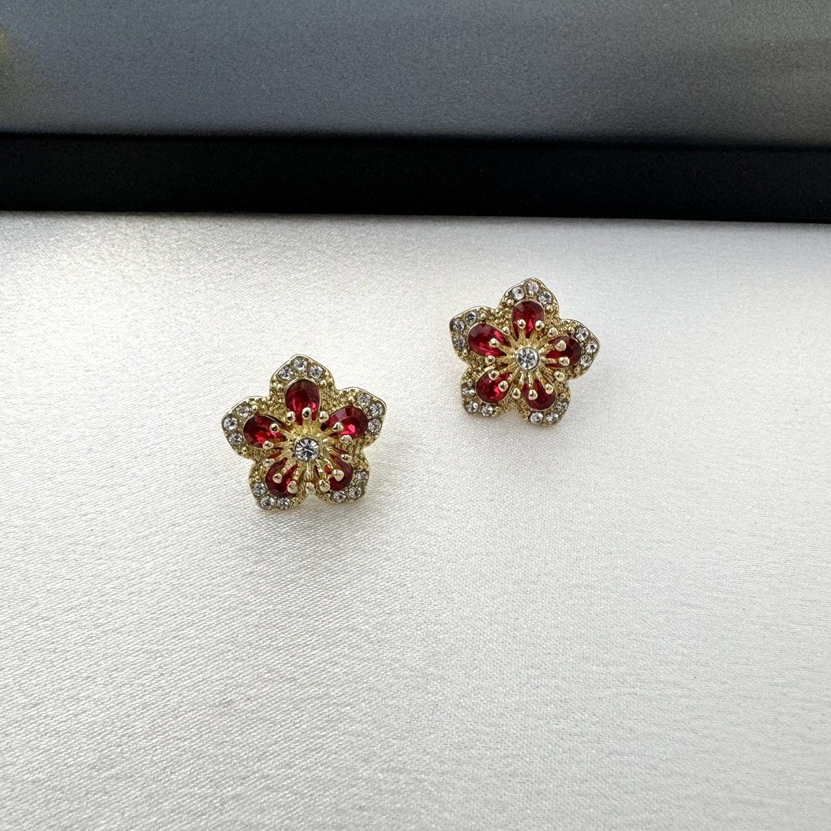 Designer CZ Flower Stud Earrings for Women Size ONE SIZE - 2 Thumbnail