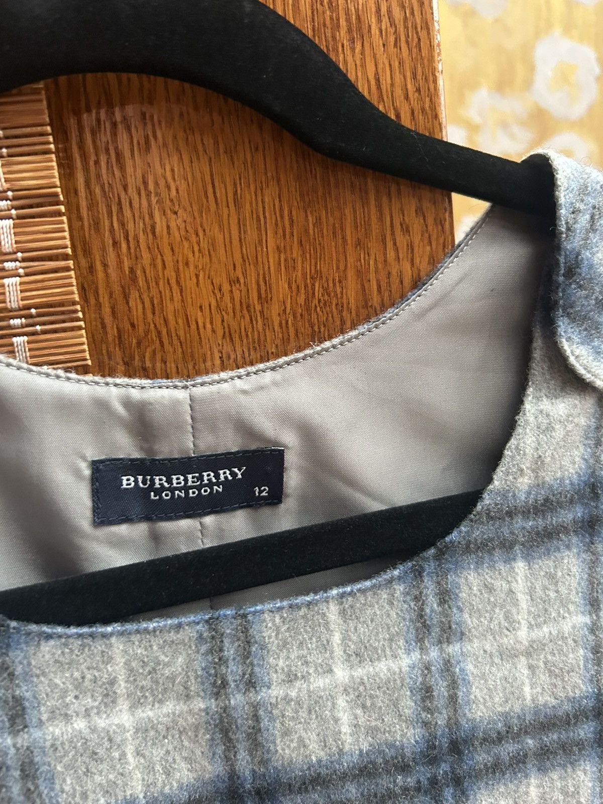 Burberry Burberry London Wool Plaid Mini Dress Jumper Pinafore Size M / US 6-8 / IT 42-44 - 7 Thumbnail