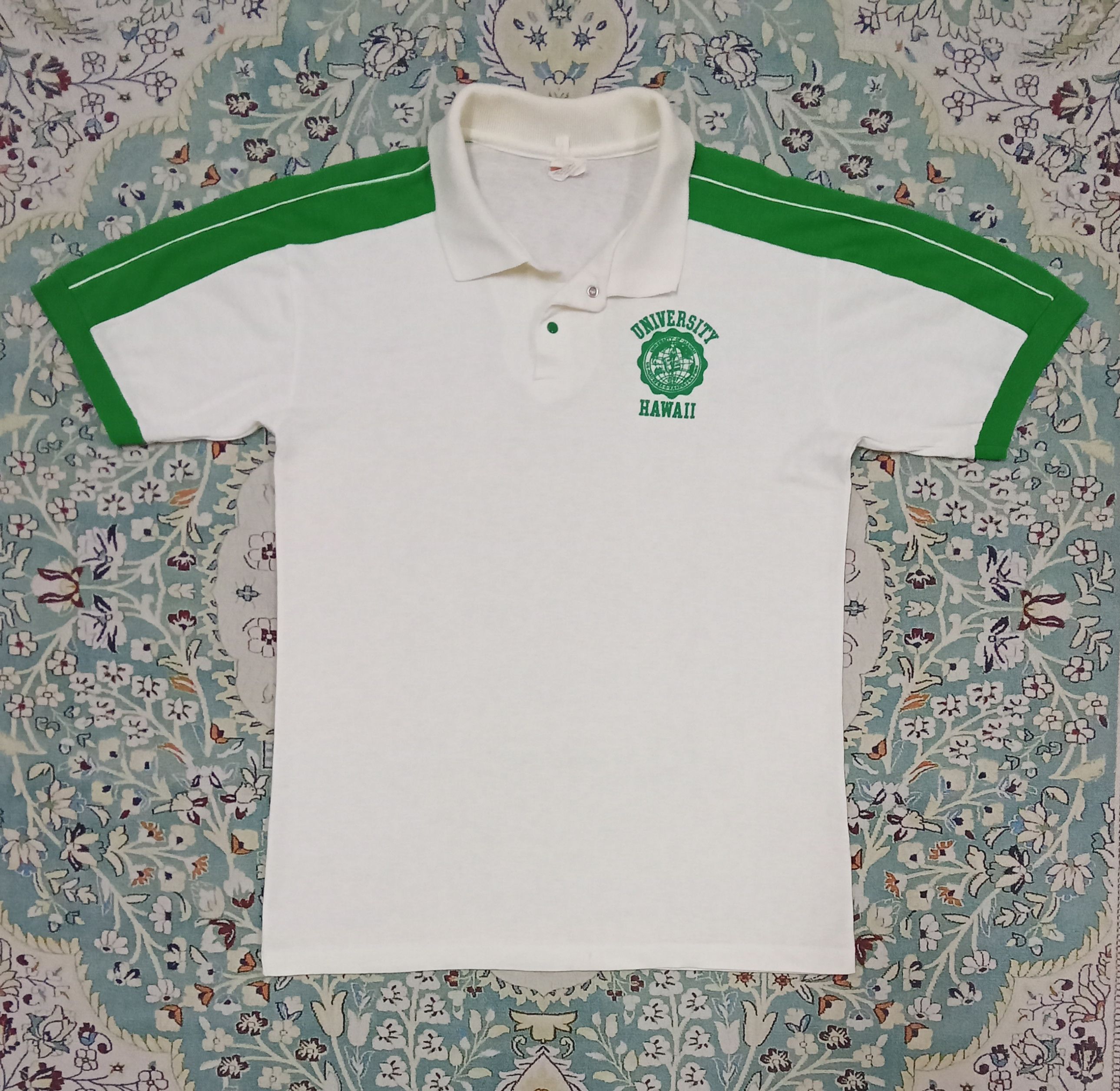 Vintage Vintage University Hawaii Extremely Rare Polo Shirt Size US M / EU 48-50 / 2 - 1 Thumbnail