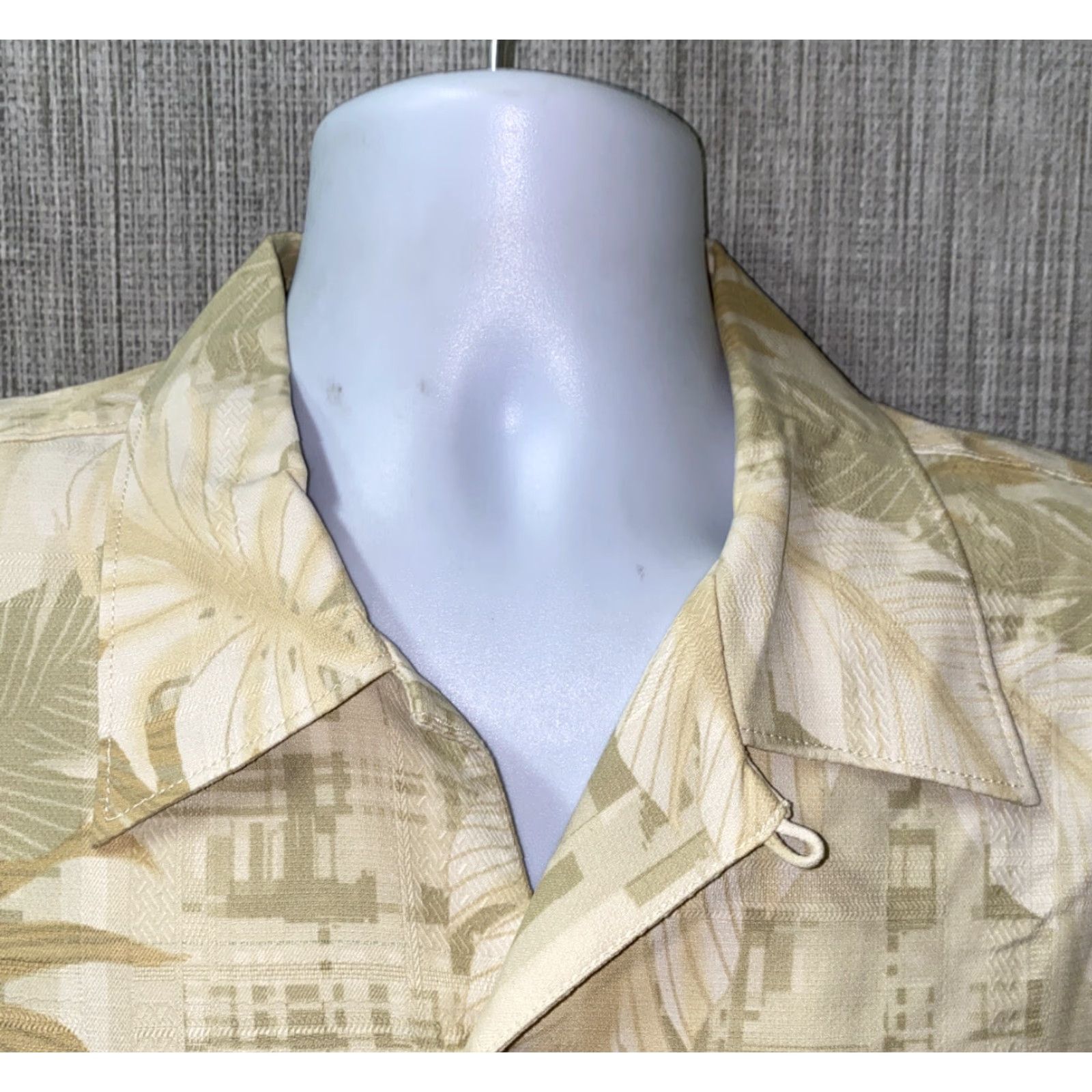 Tommy Bahama Tommy Bahama Shirt Men XL Aloha Floral Silk Short Sleeve Button-Up Yellow Hawaiian Casual Shirt Size US XL / EU 56 / 4 - 3 Thumbnail