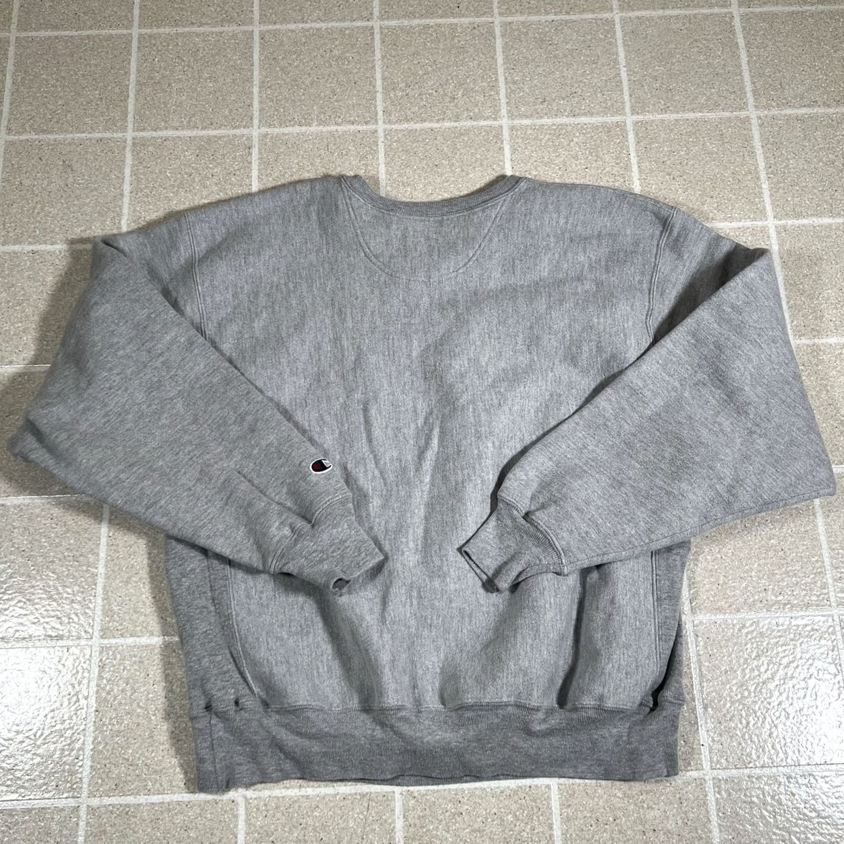 Champion VINTAGE Champion Reverse Weave Sweatshirt Gray L Men Long Sleeve Crewneck Regular Size Large Pullover Reversible Size US L / EU 52-54 / 3 - 2 Thumbnail