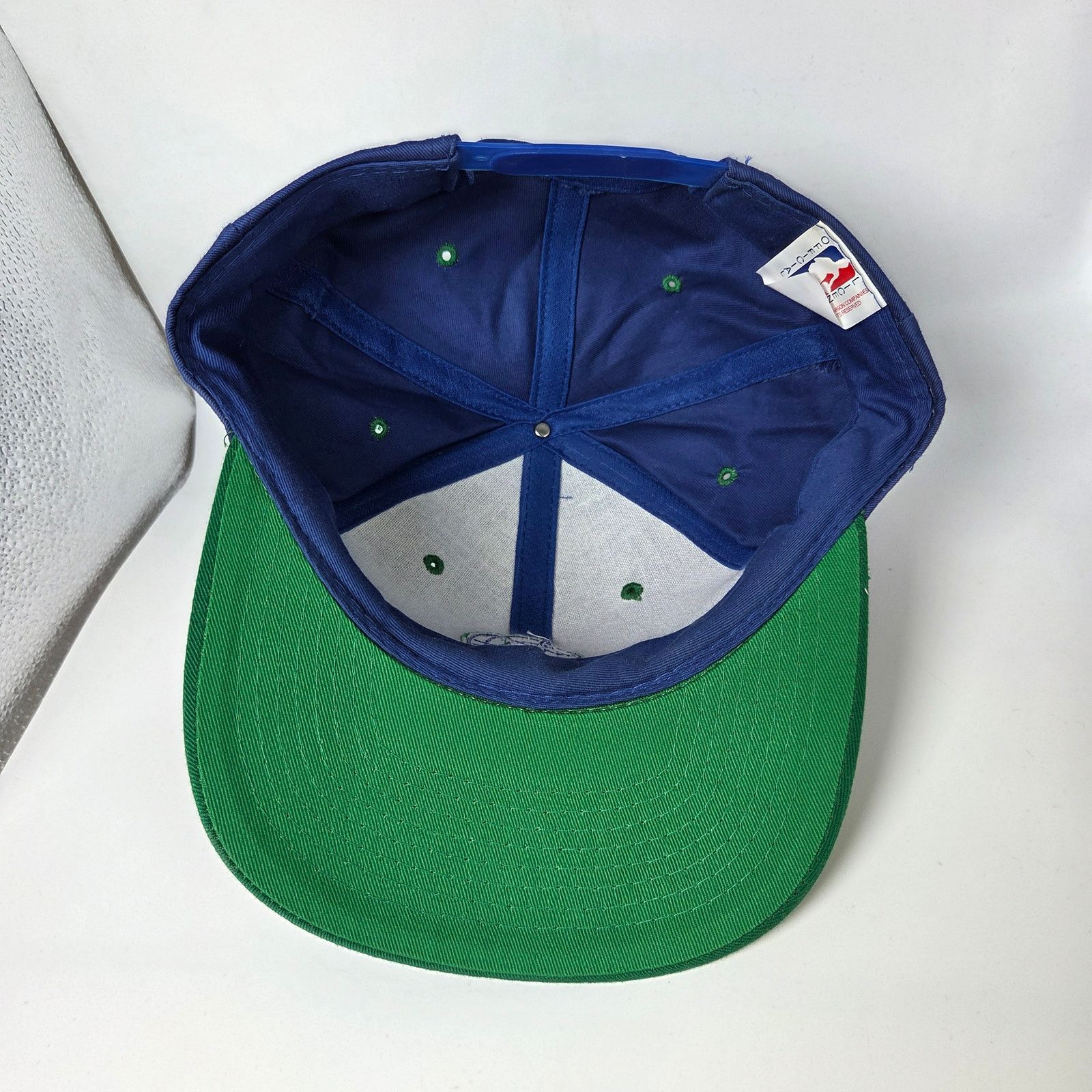 Drew Pearson Vintage Minnesota Timberwolves 90s Snapback Hat Drew Pearson Size ONE SIZE - 6 Thumbnail