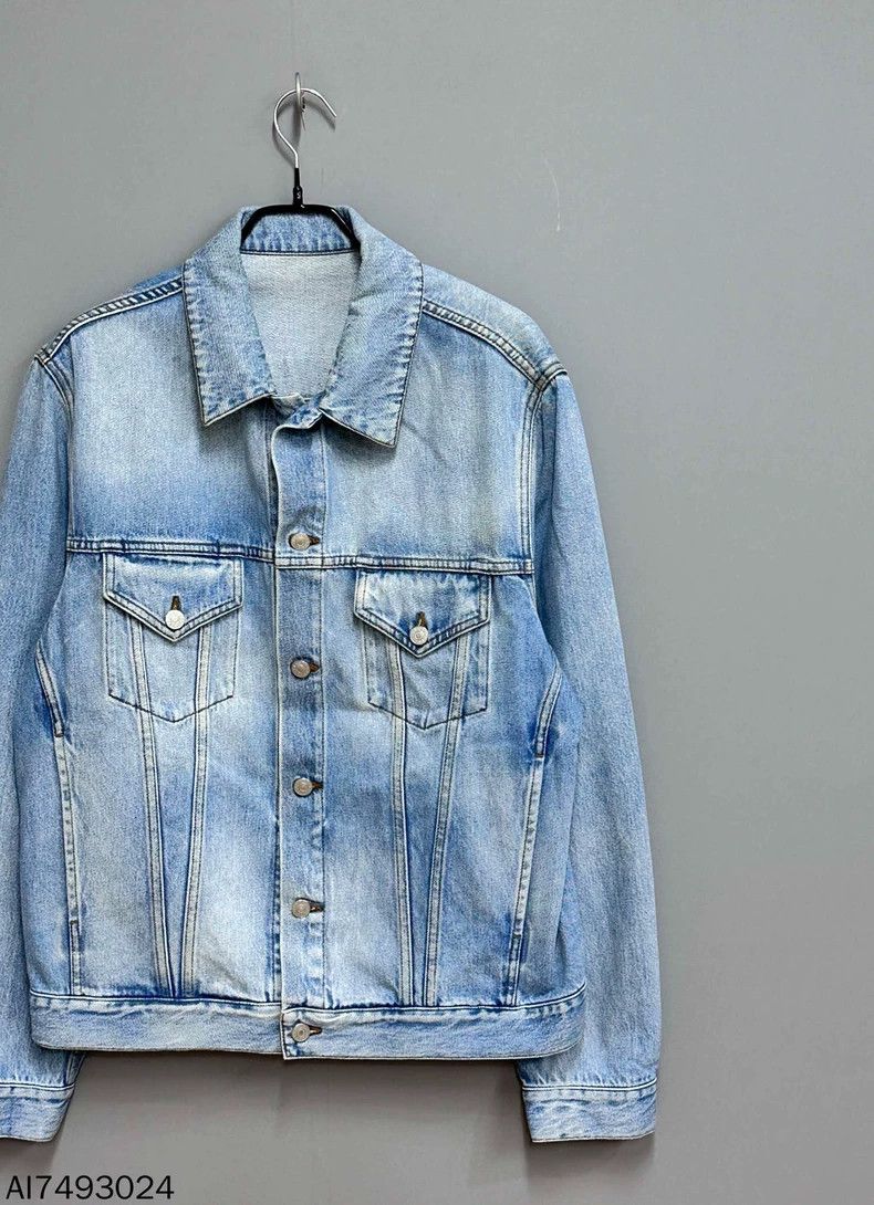 Gucci Gucci Washed black panther denim jacket 2501-Nextarrow Size US S / EU 44-46 / 1 - 1 Thumbnail