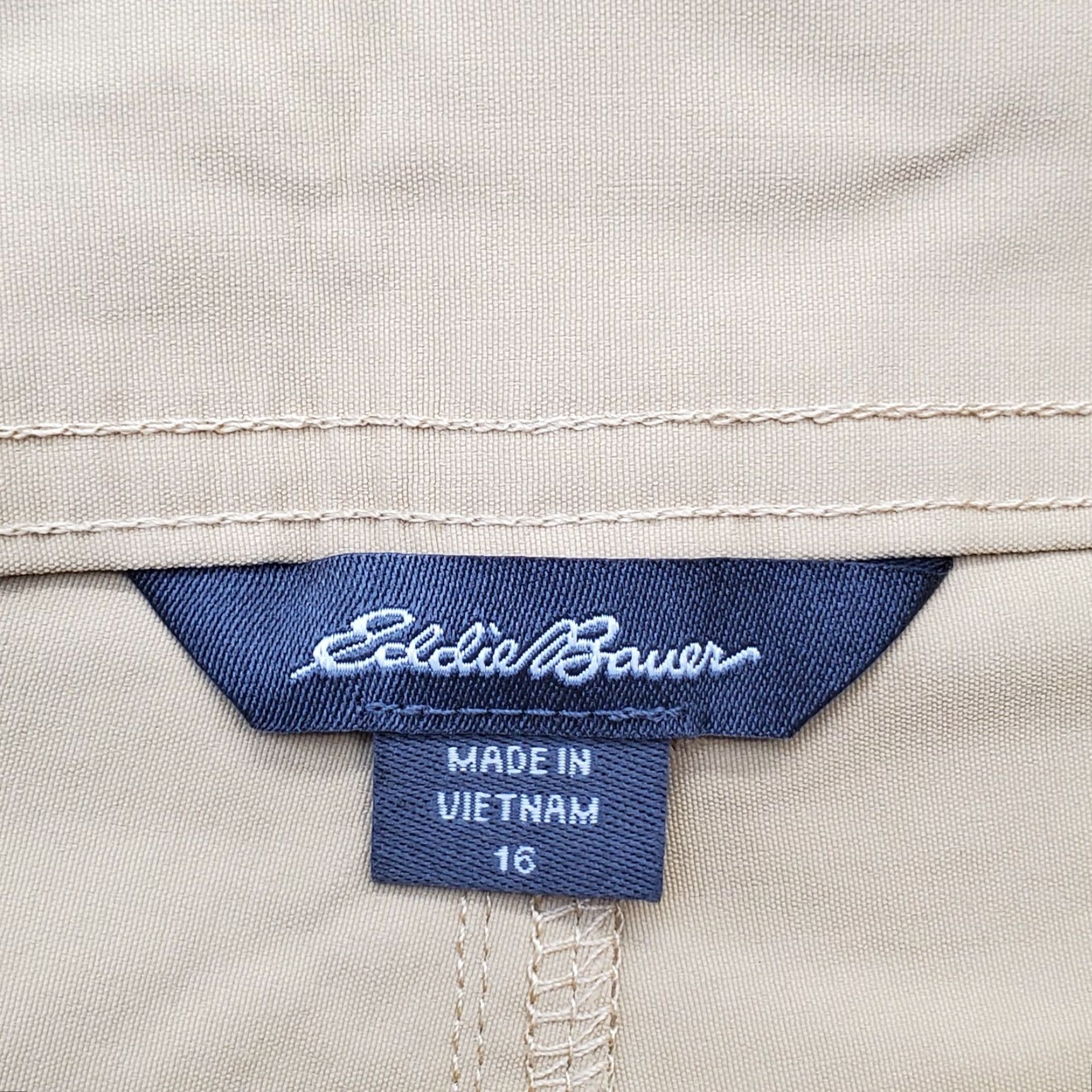Eddie Bauer Eddie Bauer Womens Cargo Shorts Tan 16 Stretch 5" Inseam Cargo Pocket Shorts Womens Size 16 Tan Stretch Performance 5" Inseam Size 38" / US 16 / IT 52 - 6 Thumbnail