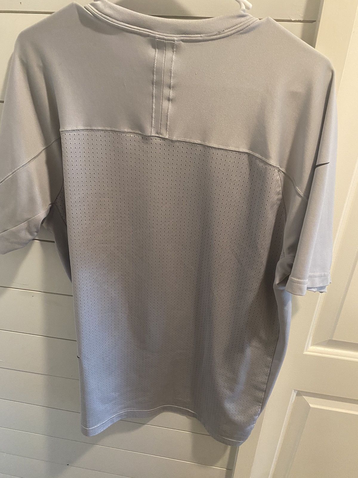 Nike Nike Tech T shirt Size US L / EU 52-54 / 3 - 5 Thumbnail